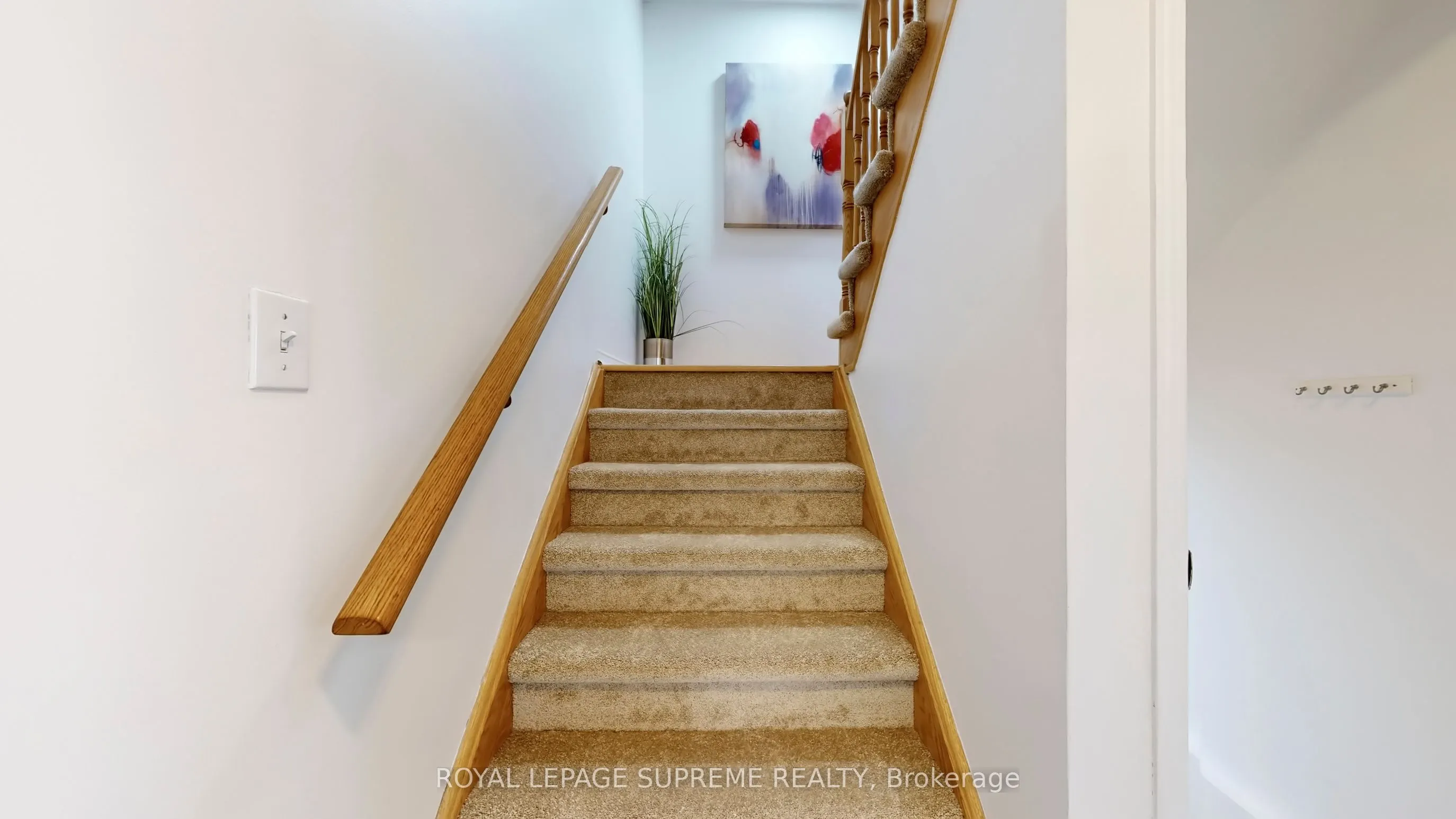 32 Flatfield Terrace