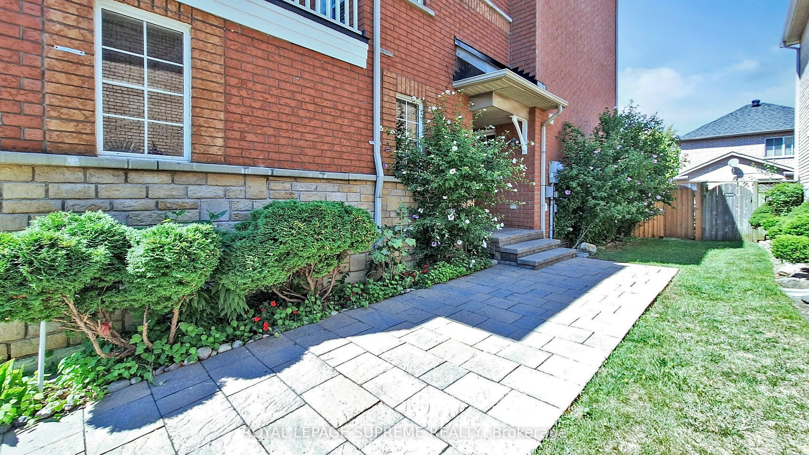 32 Flatfield Terrace