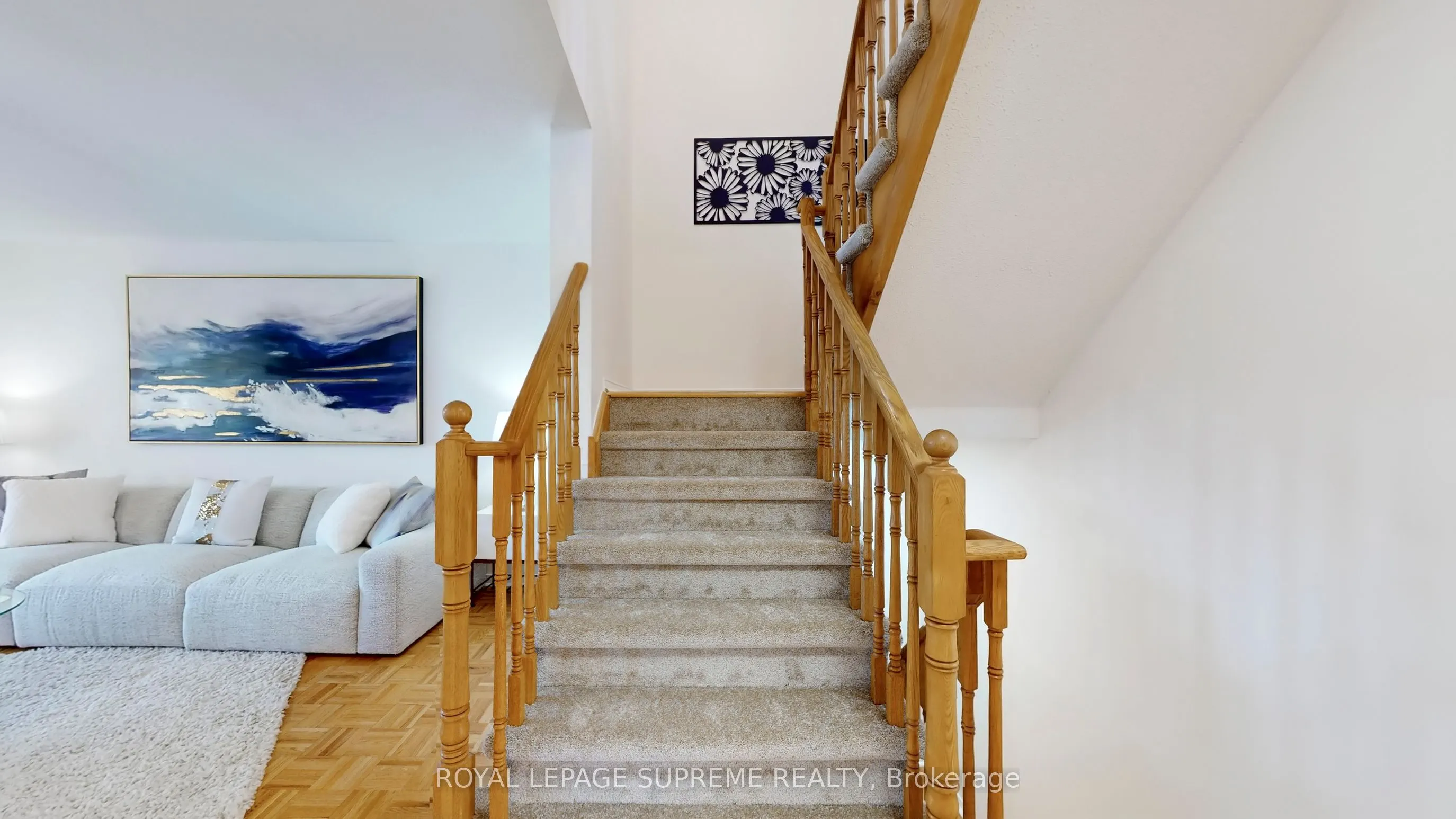 32 Flatfield Terrace
