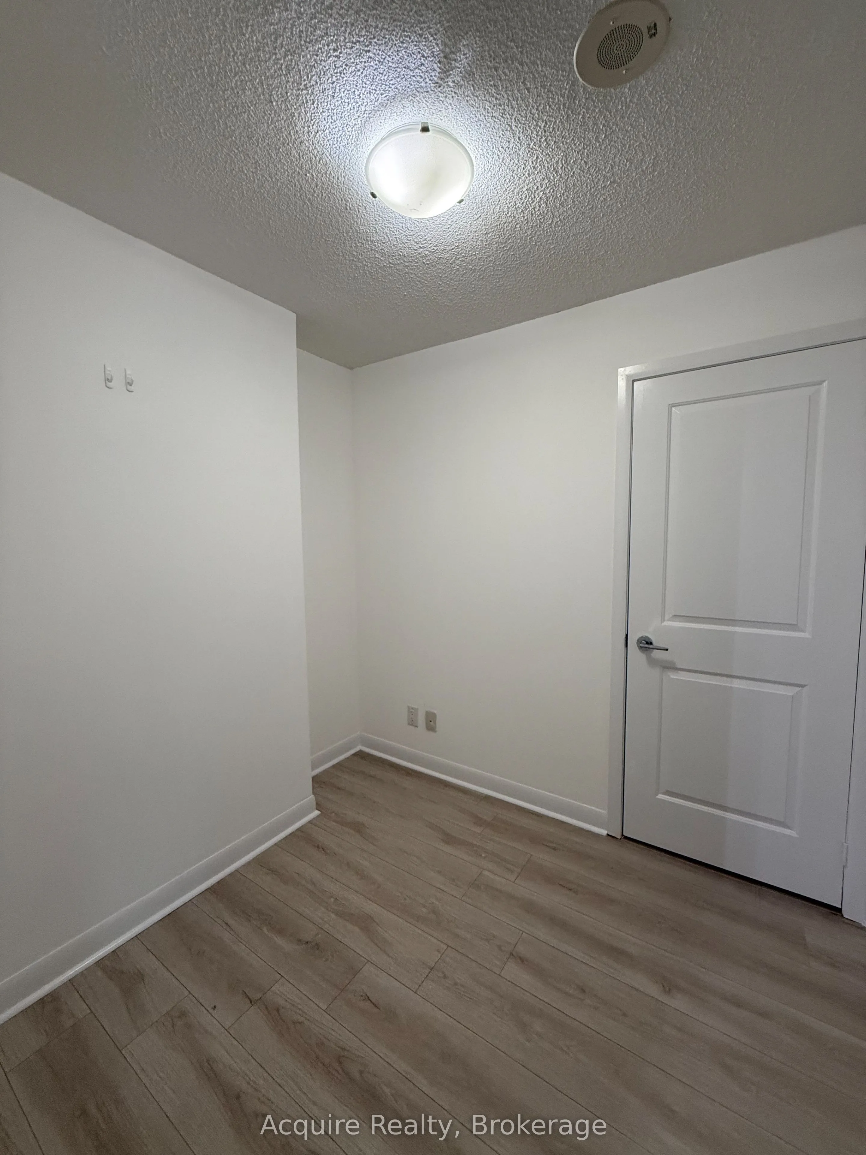 190 Borough Drive, #1203