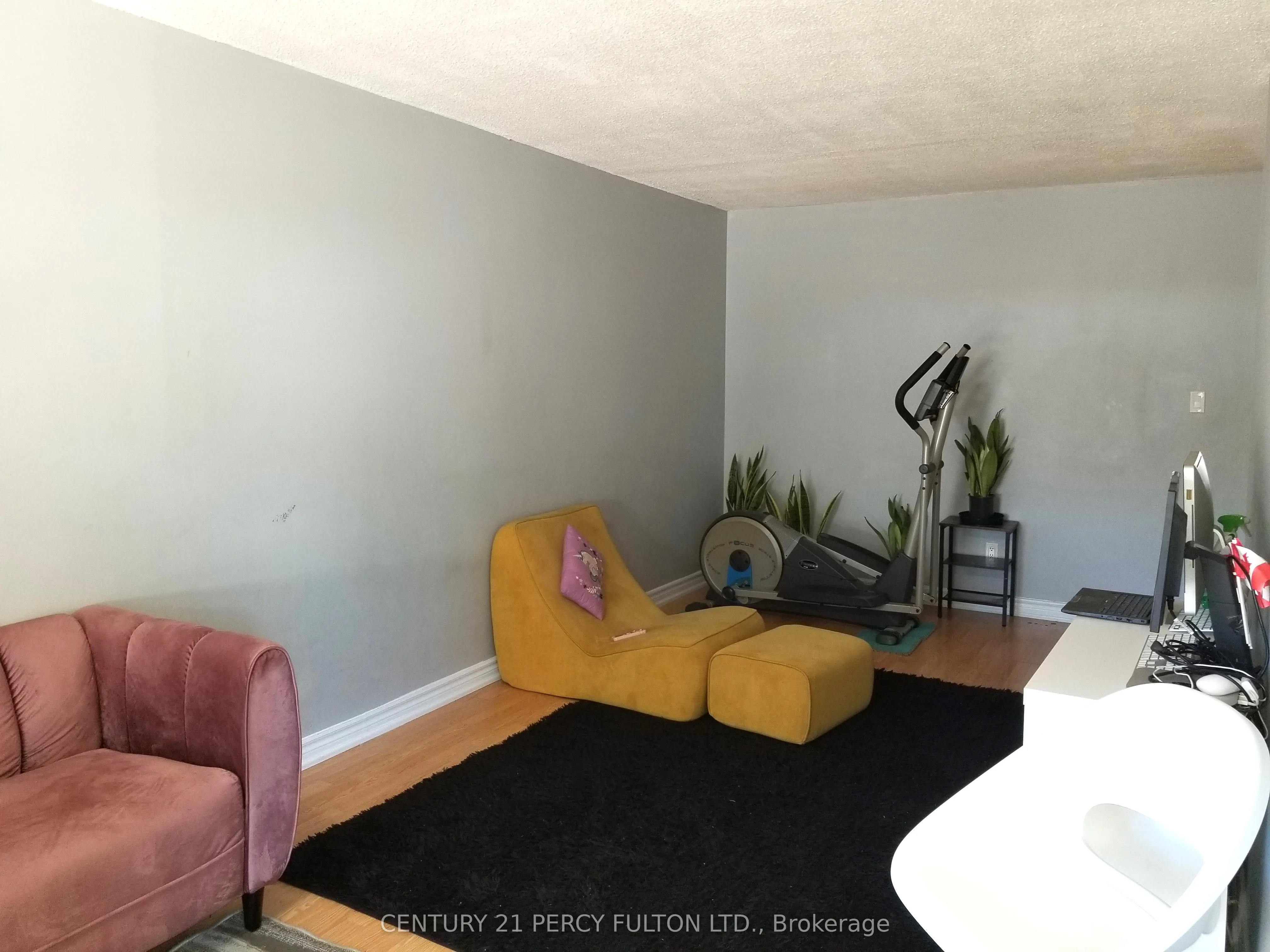 540 Dorchester Drive, #21