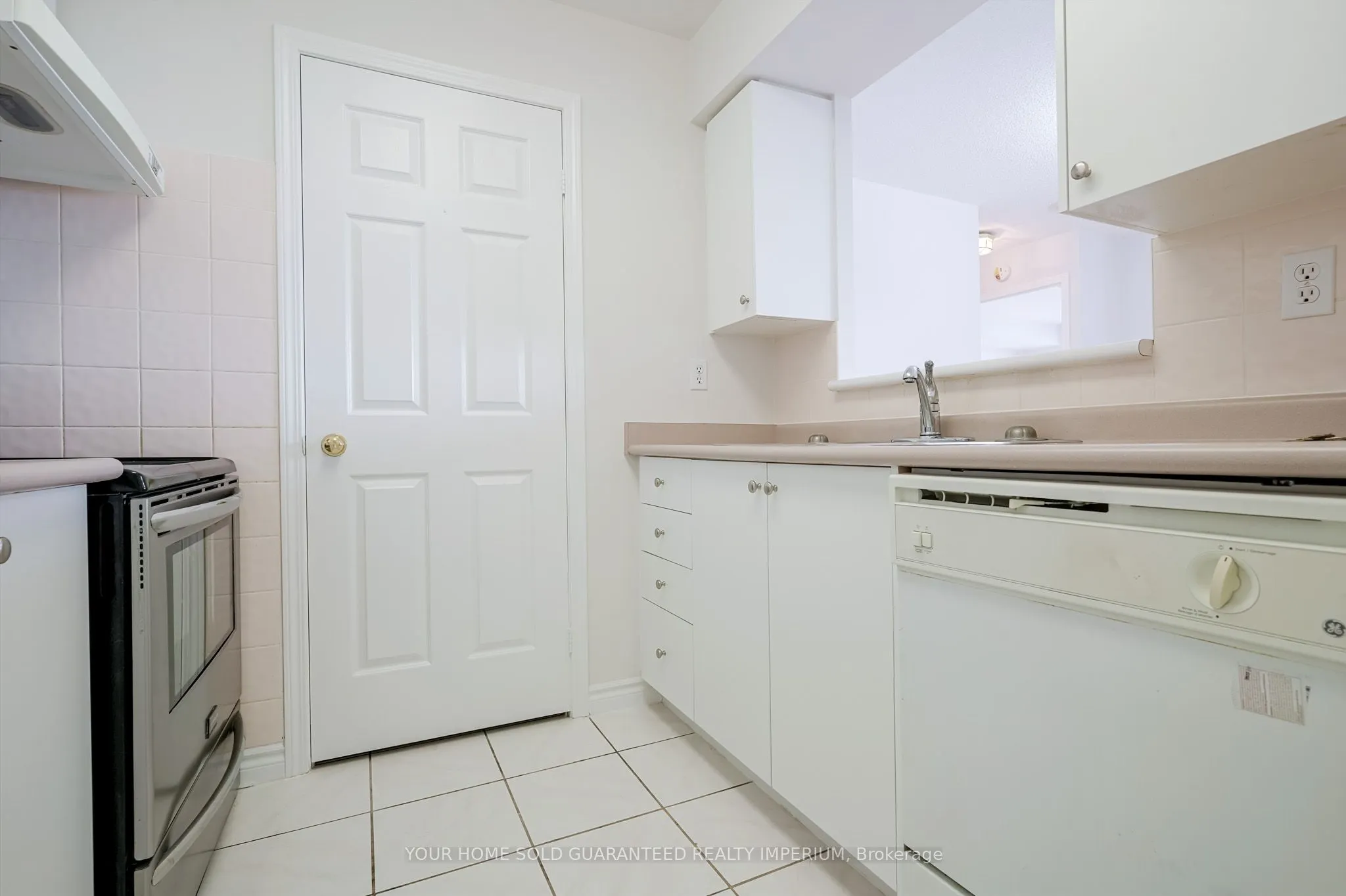 5039 Finch Avenue E, #1908