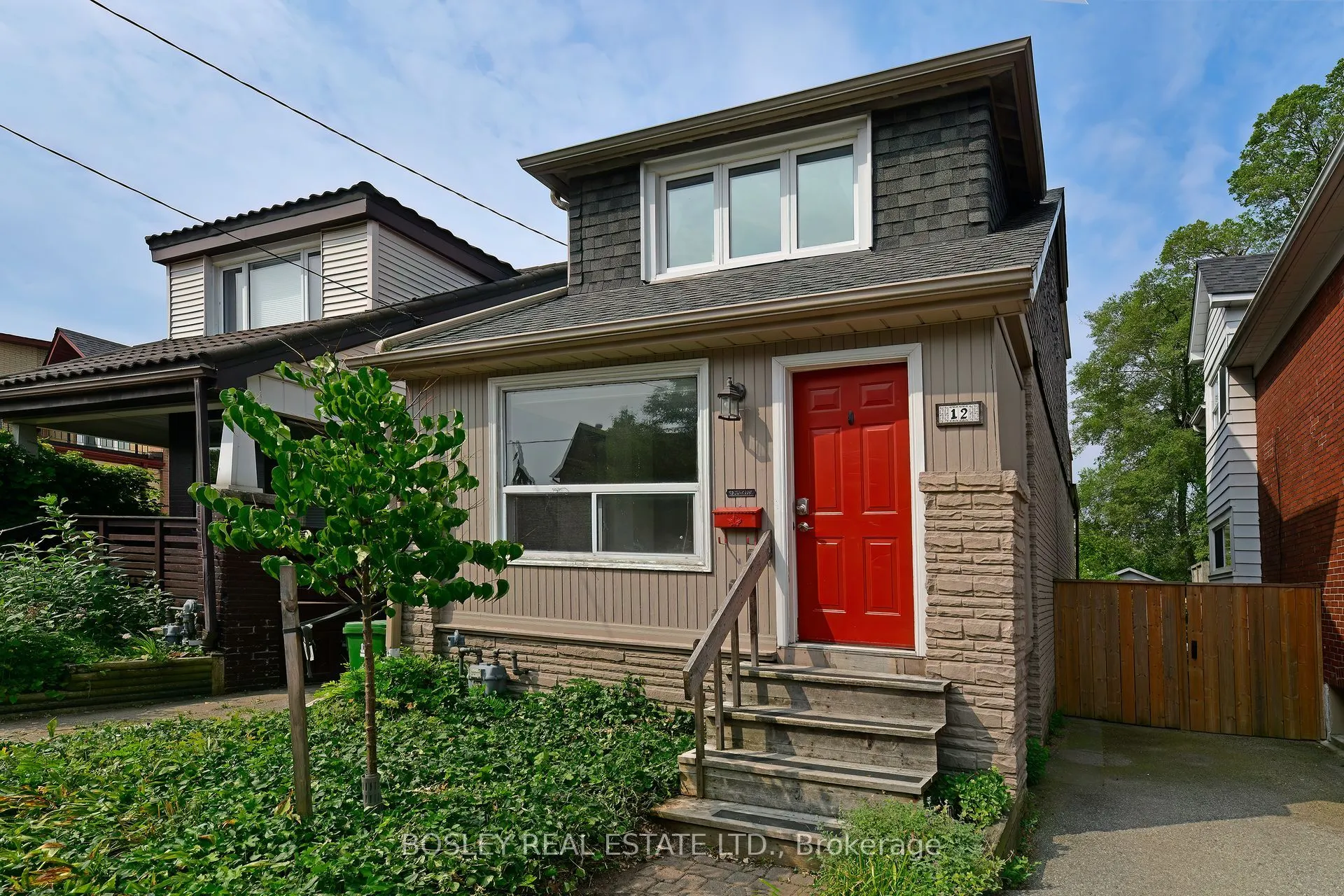 12 Amroth Avenue