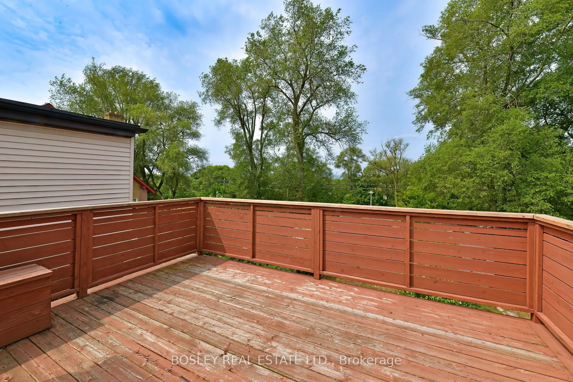 12 Amroth Avenue