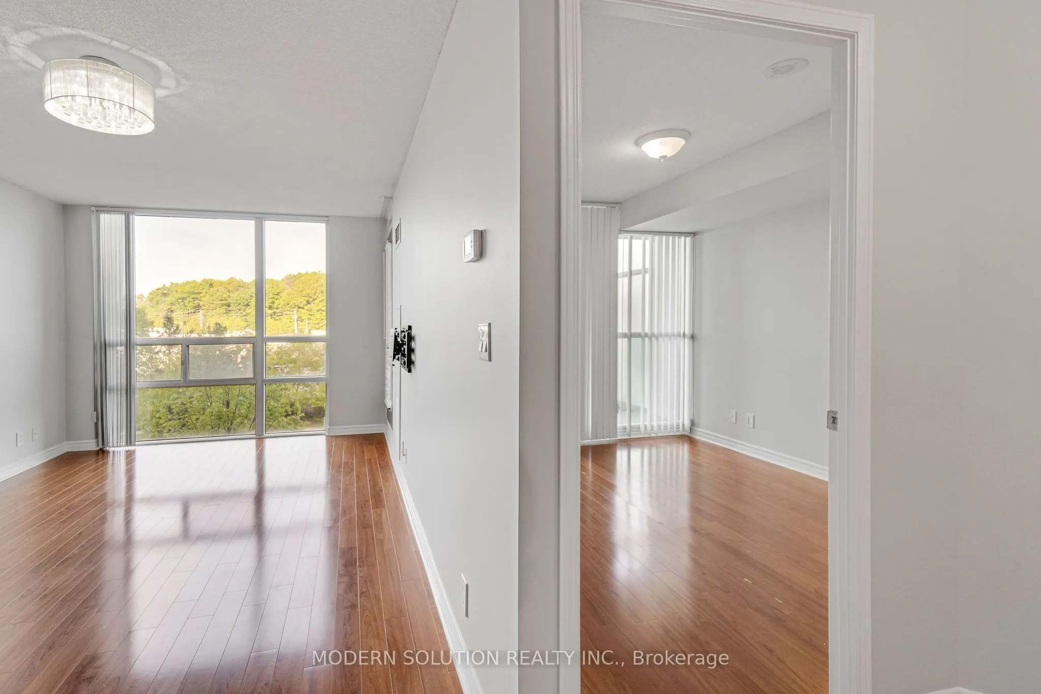 68 Grangeway Avenue, #616