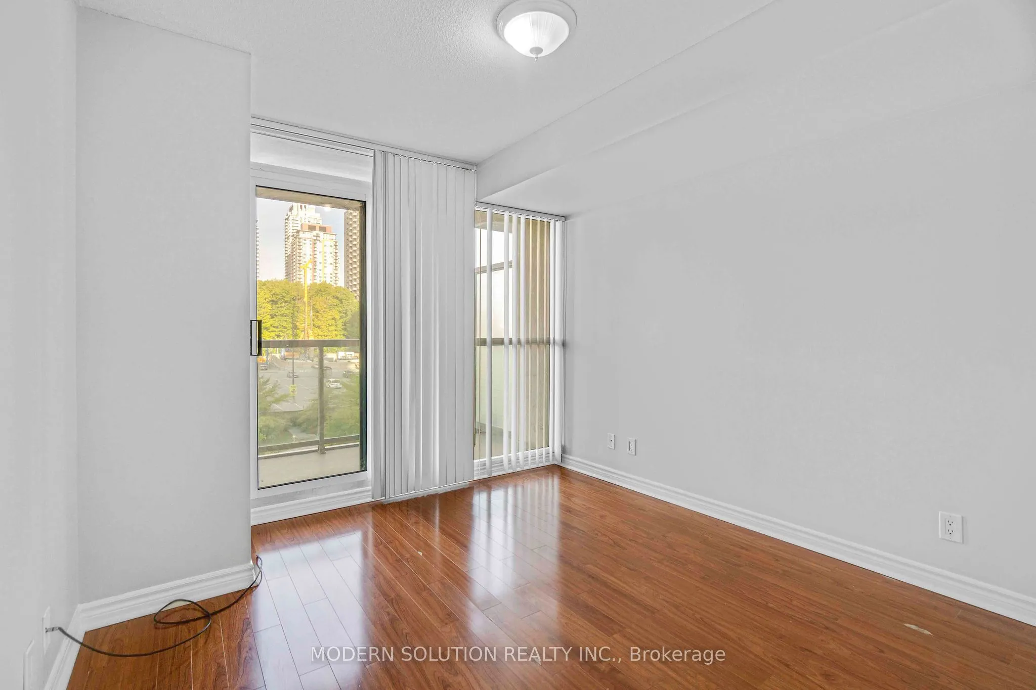 68 Grangeway Avenue, #616