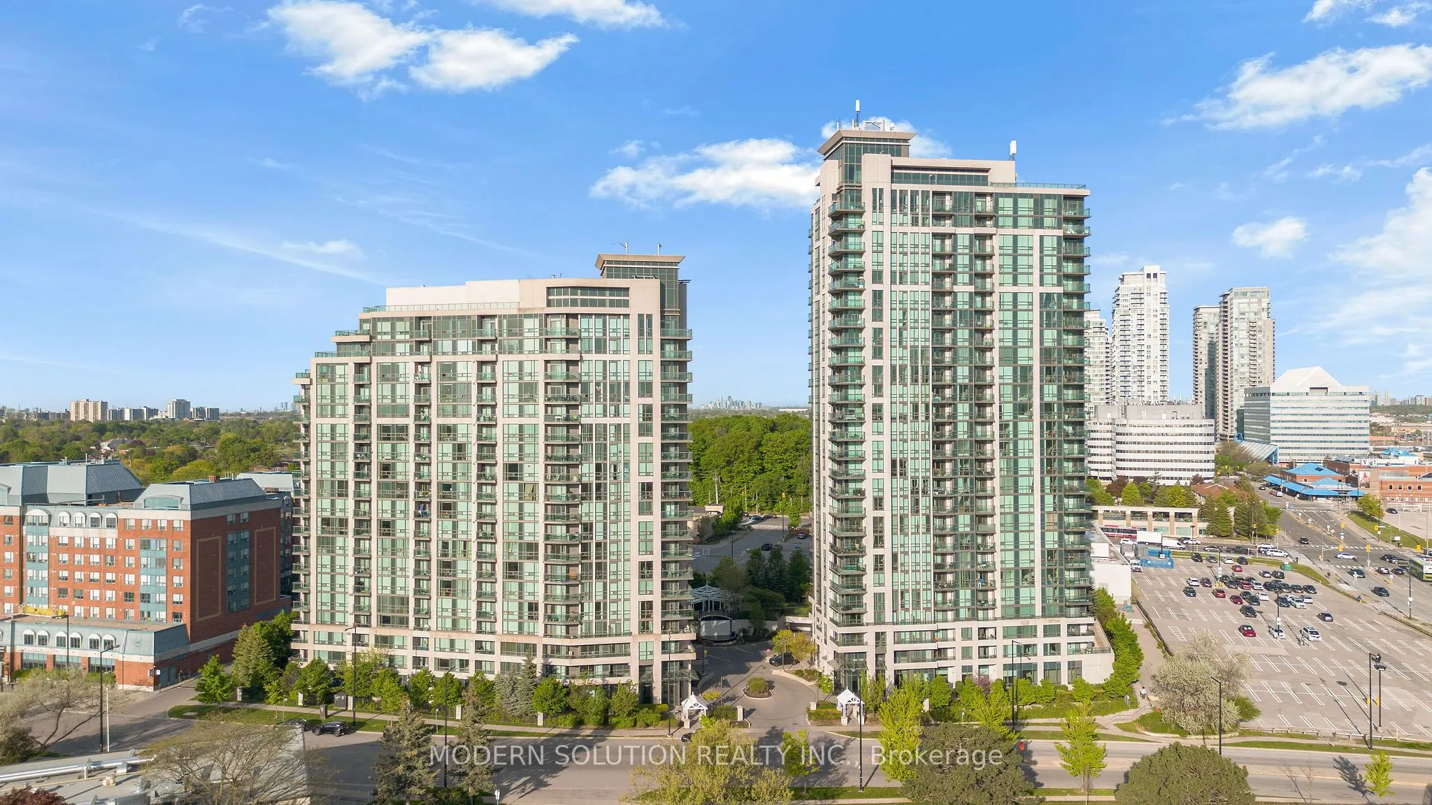 68 Grangeway Avenue, #616