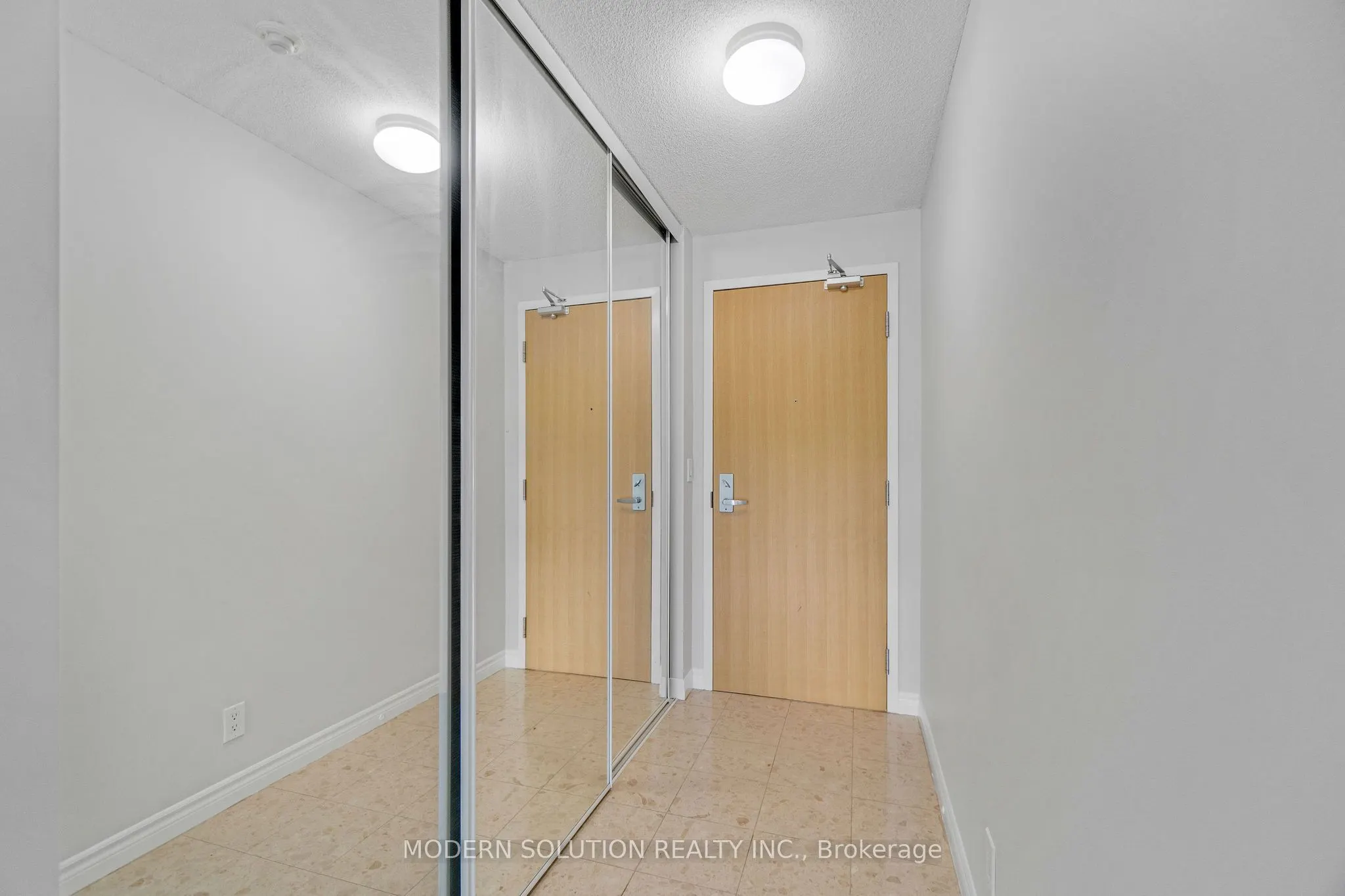 68 Grangeway Avenue, #616