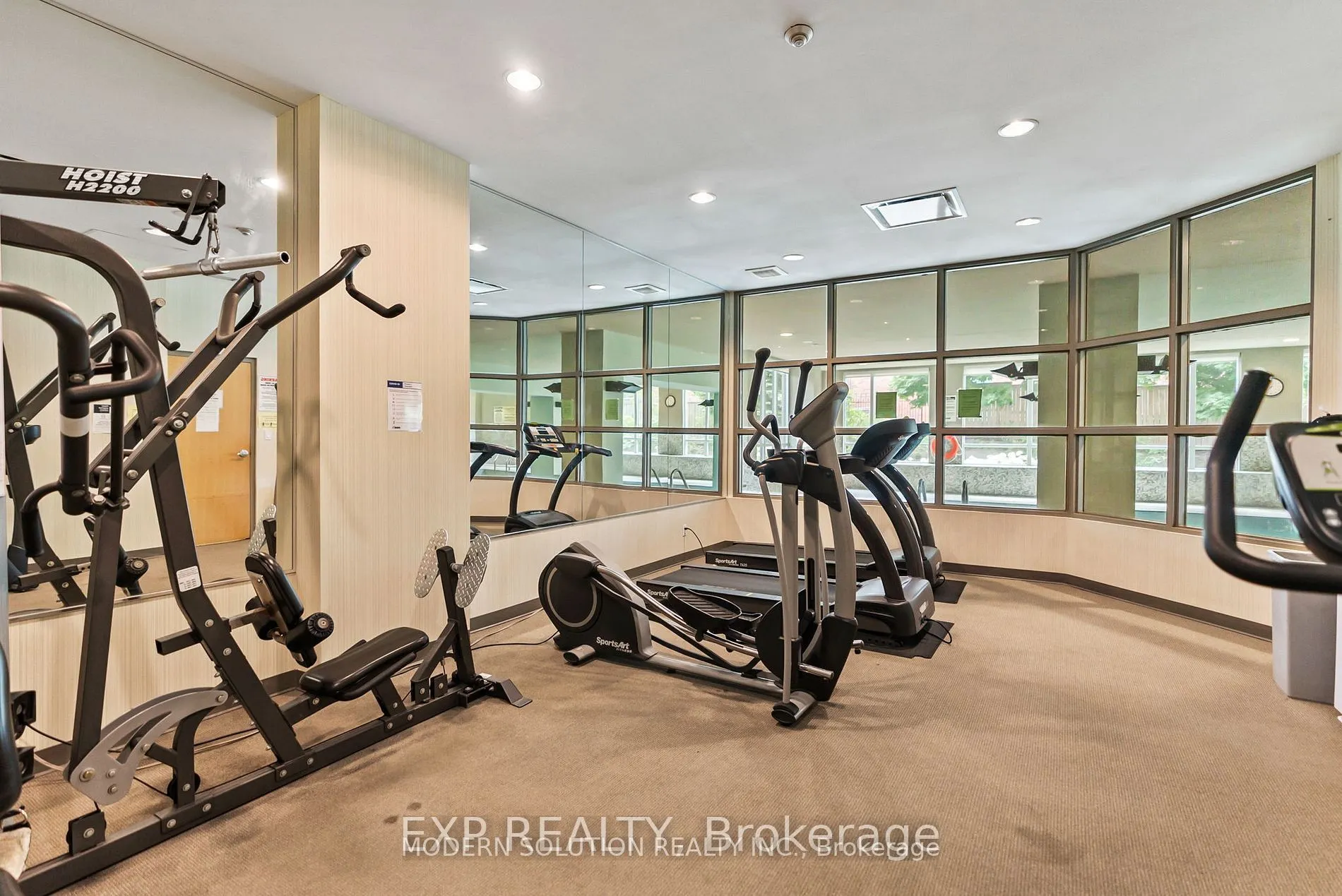 68 Grangeway Avenue, #616