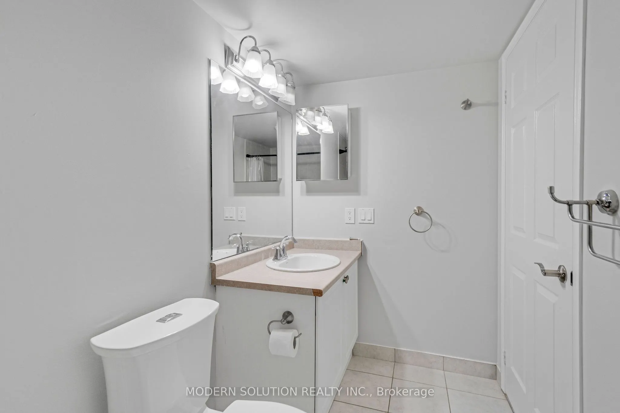 68 Grangeway Avenue, #616