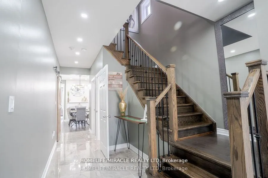 288 Pimlico Drive