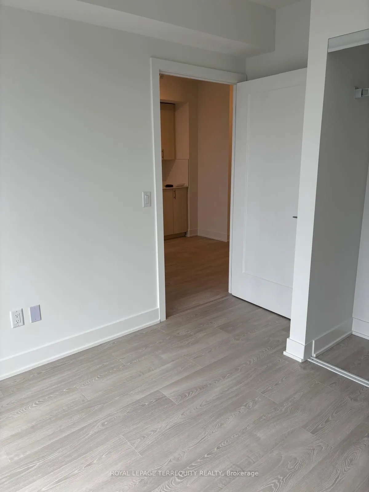 2425 Simcoe Street N, #1441