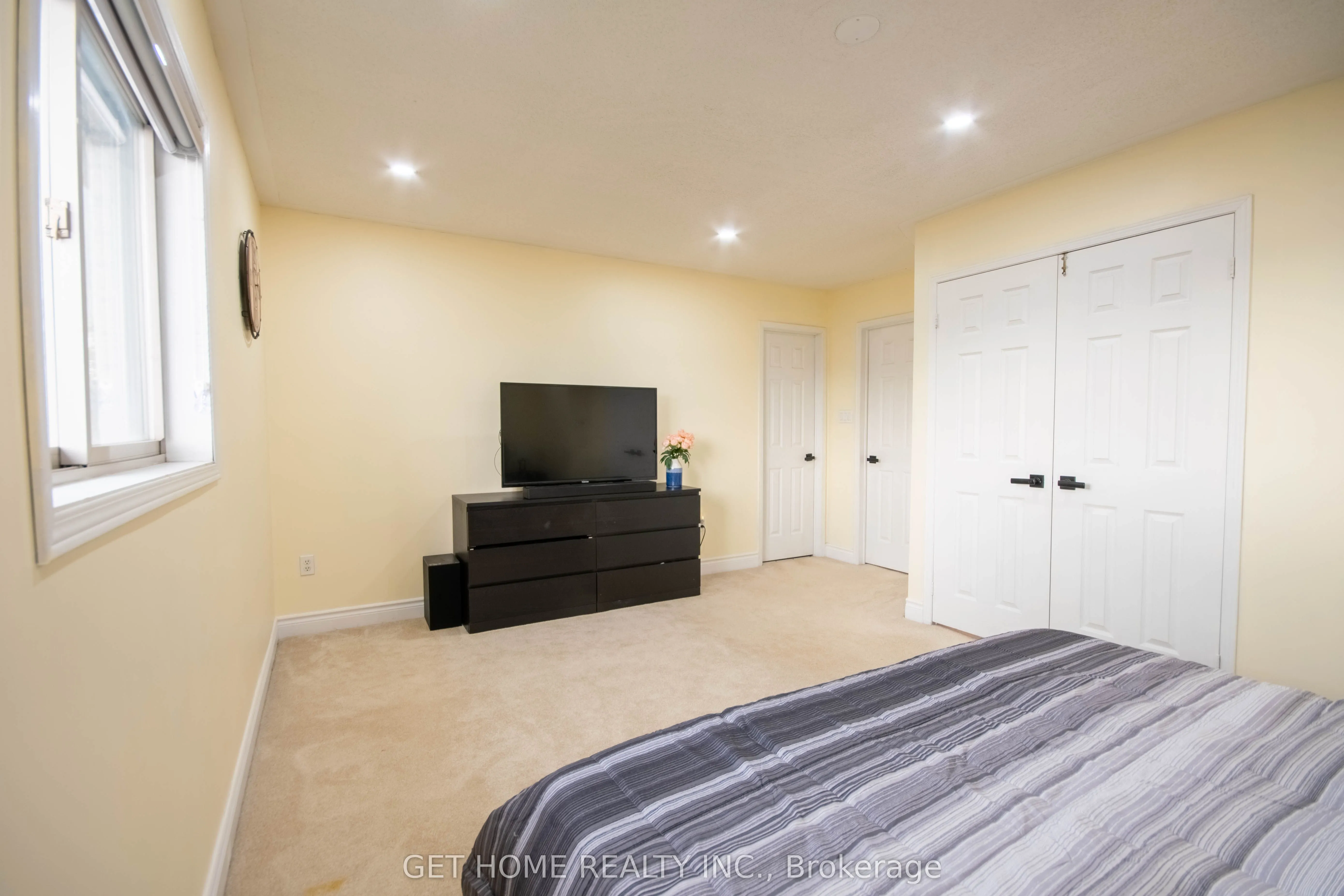 532 Ormond Drive