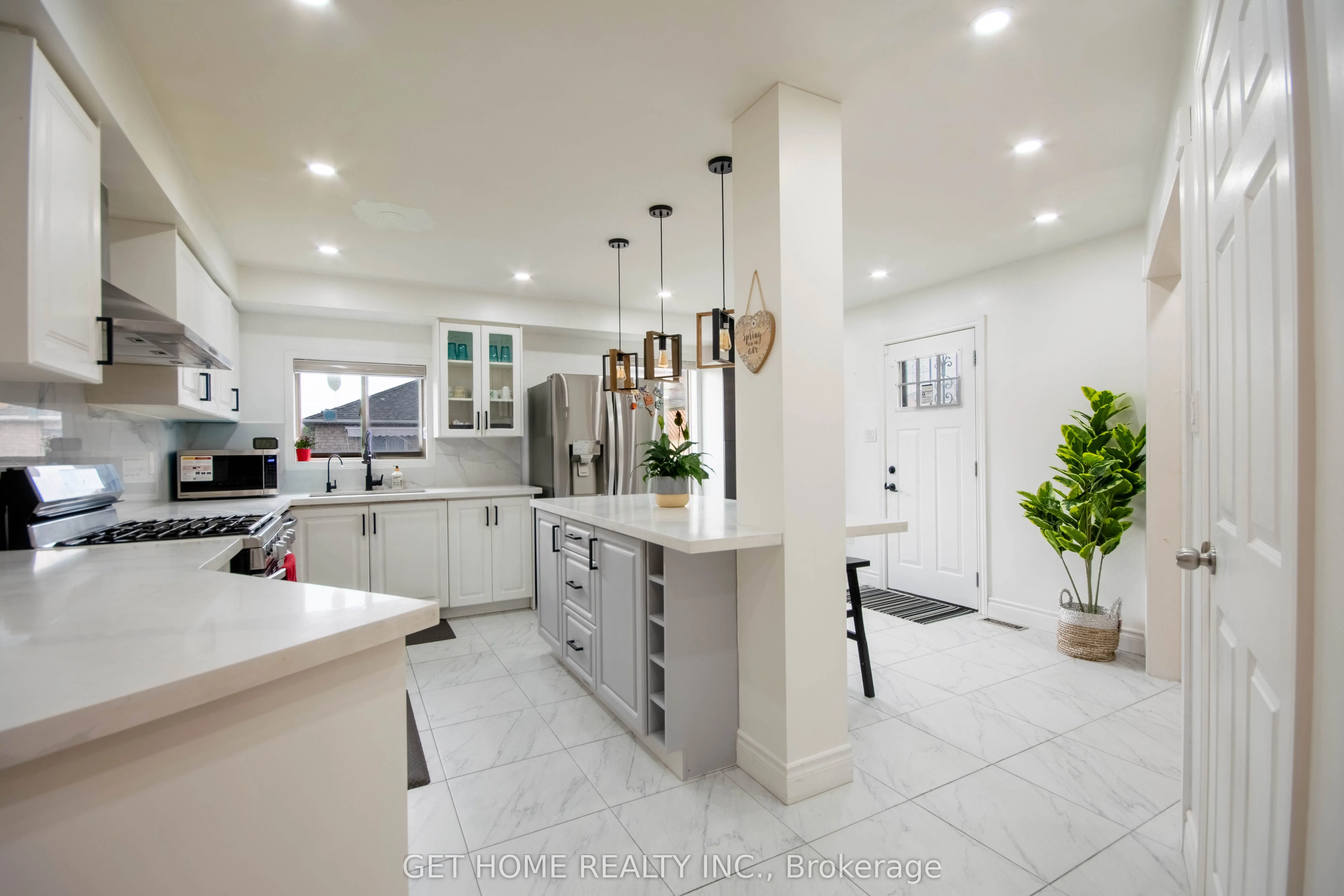 532 Ormond Drive