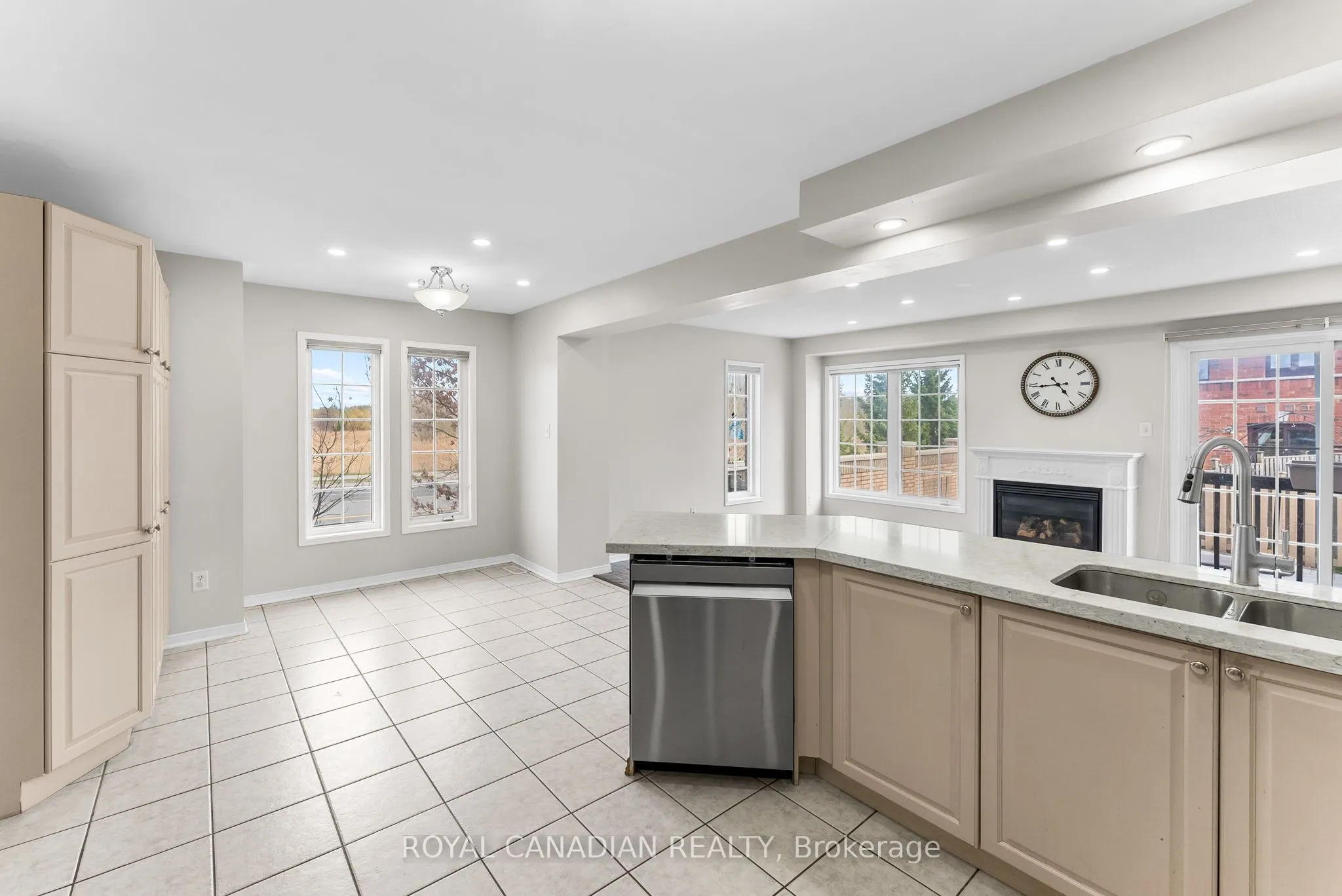 25 Brind-Sheridan Court
