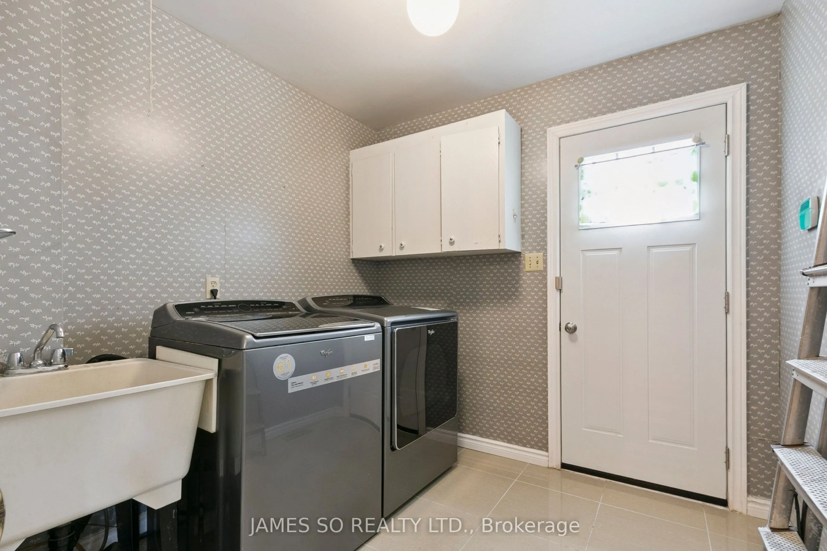 270 Huntsmill Boulevard