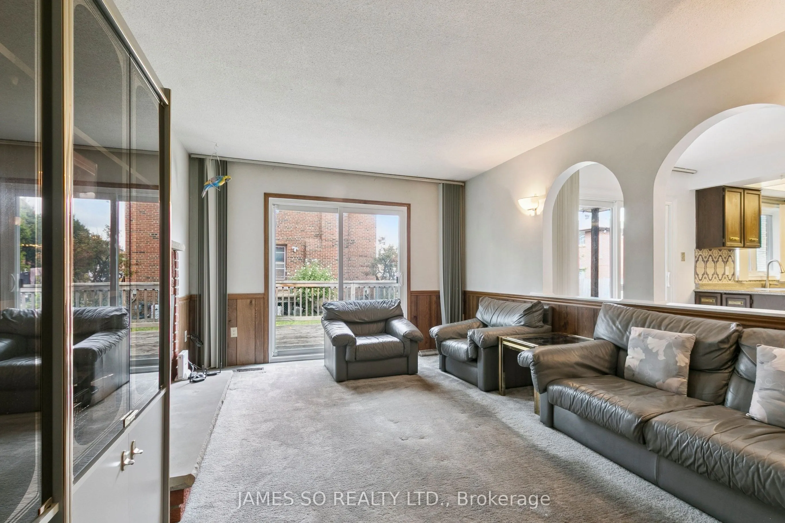 270 Huntsmill Boulevard