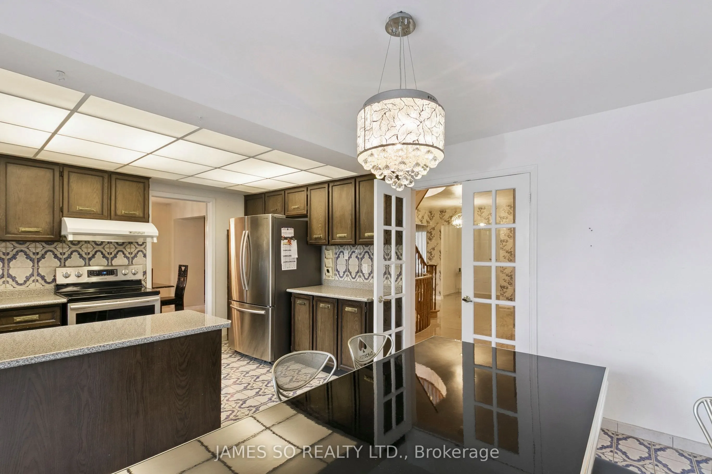 270 Huntsmill Boulevard