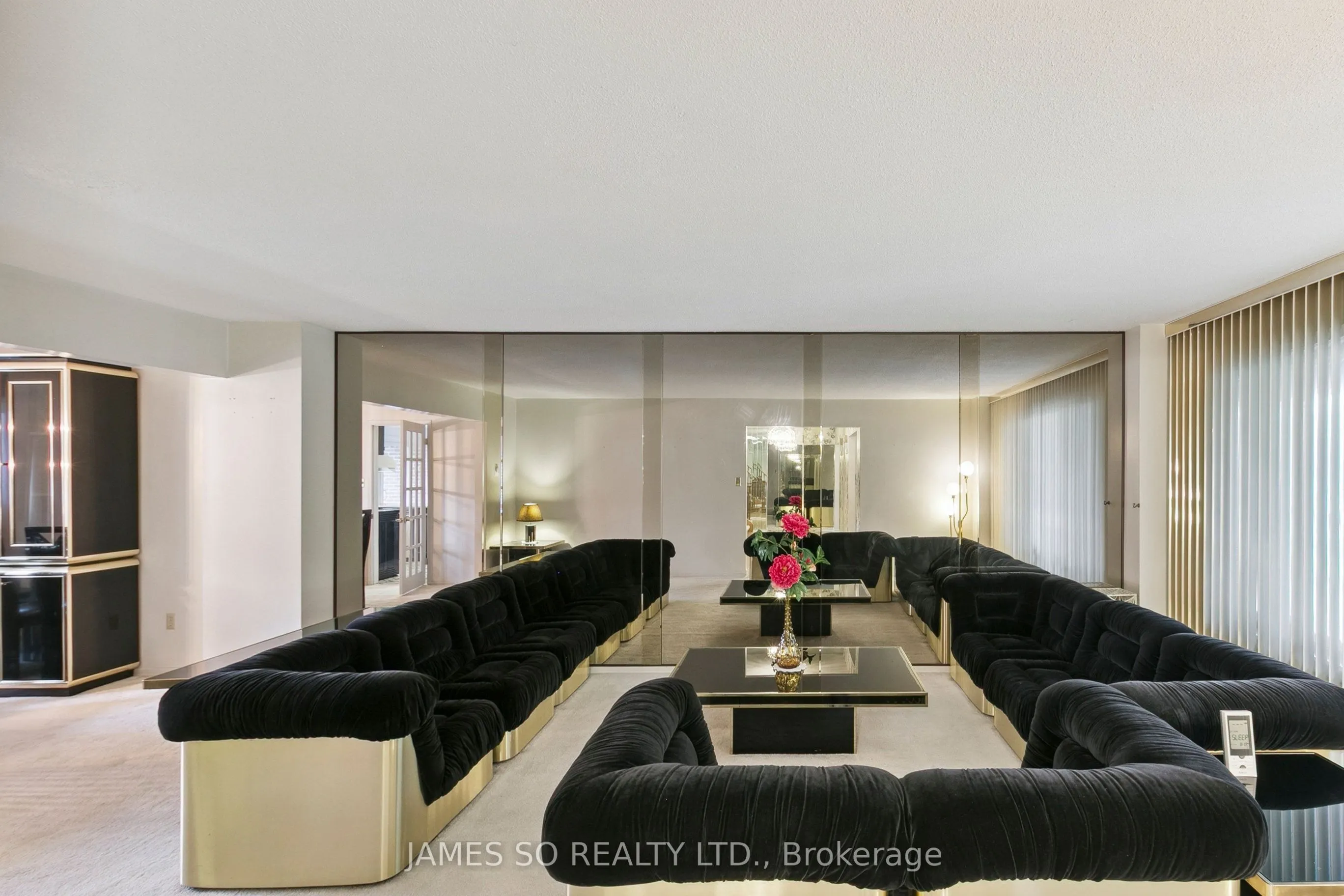 270 Huntsmill Boulevard
