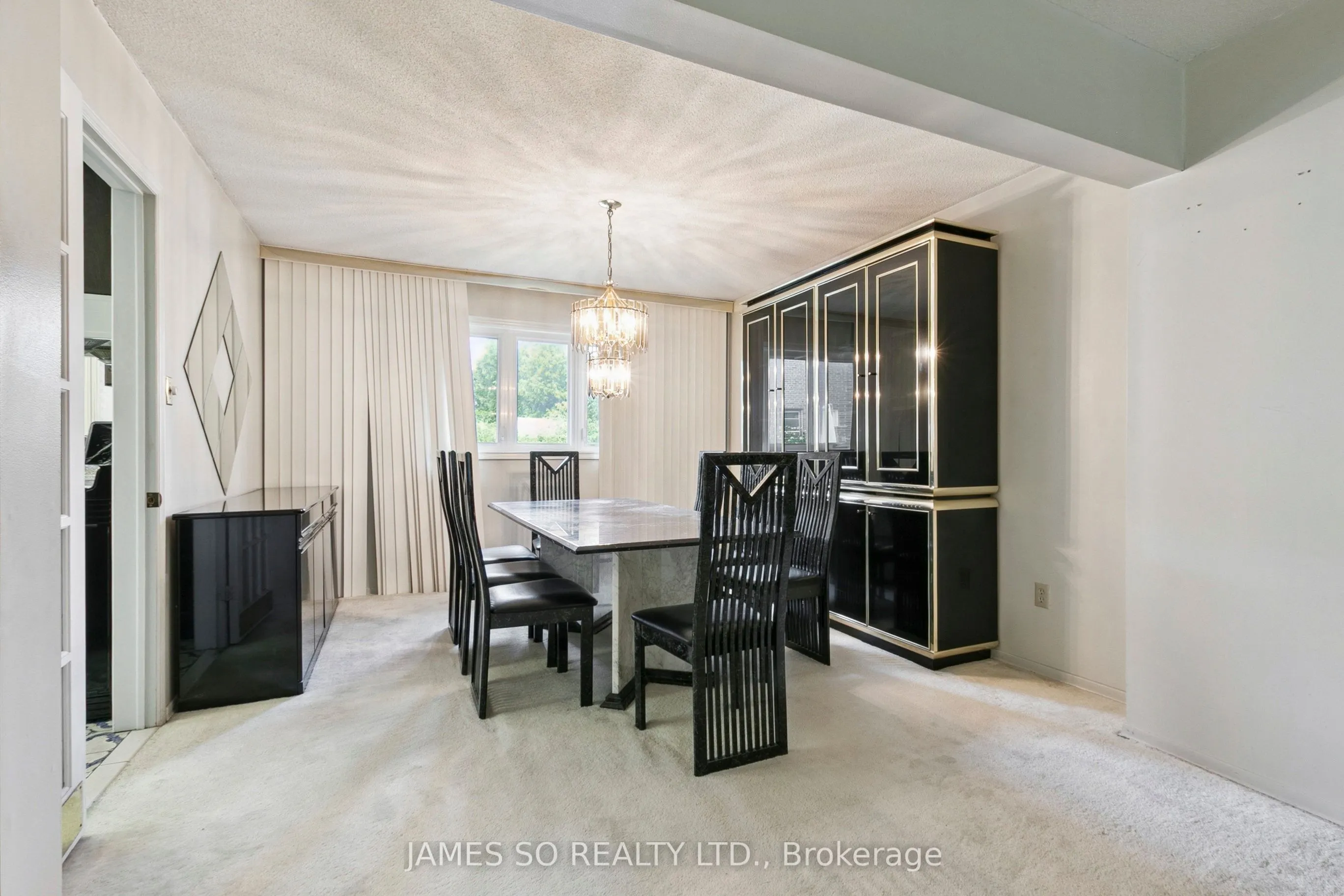 270 Huntsmill Boulevard