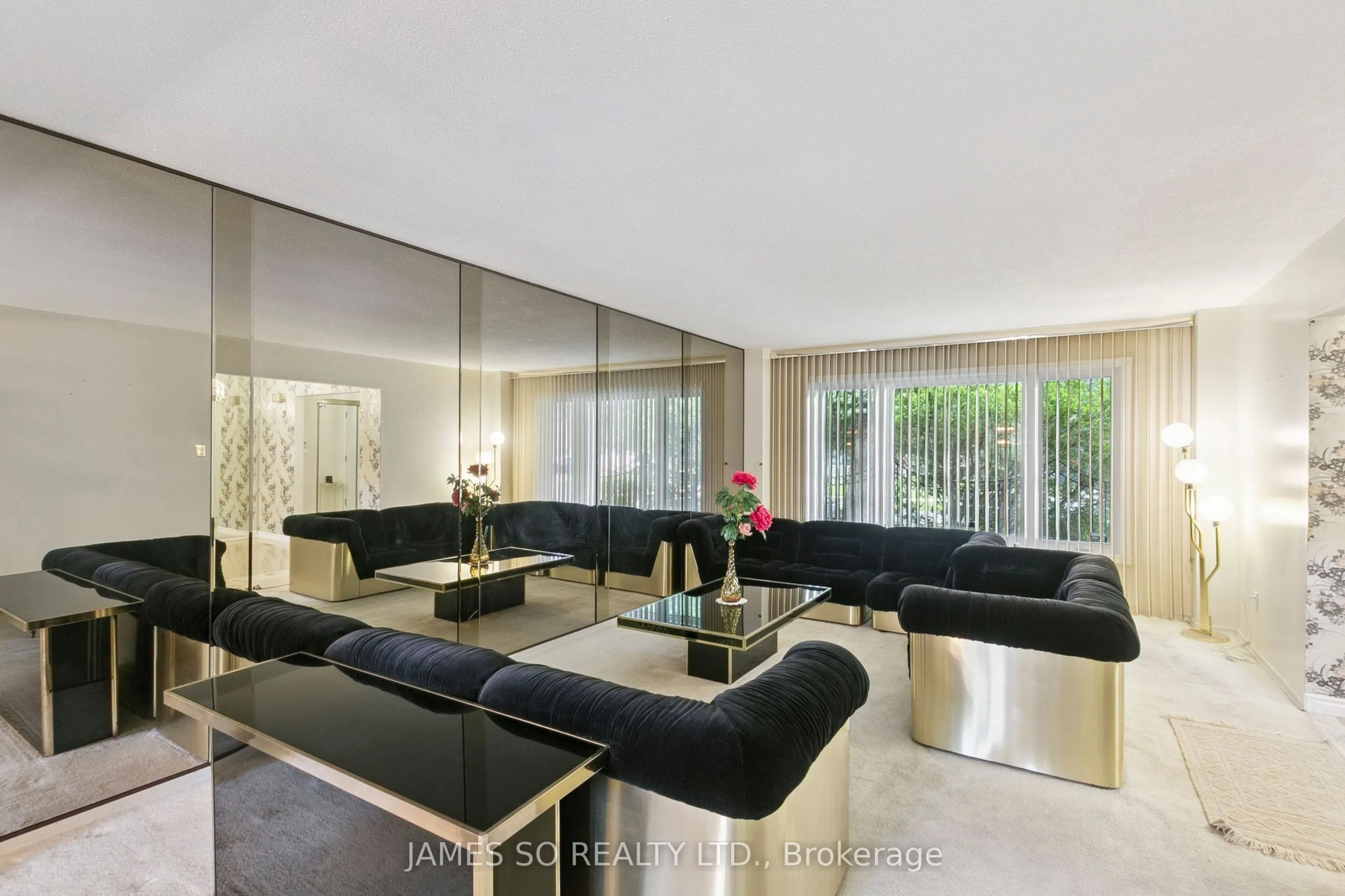 270 Huntsmill Boulevard