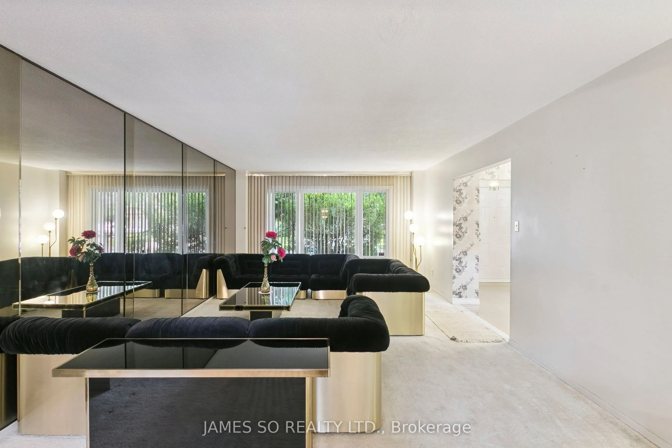 270 Huntsmill Boulevard