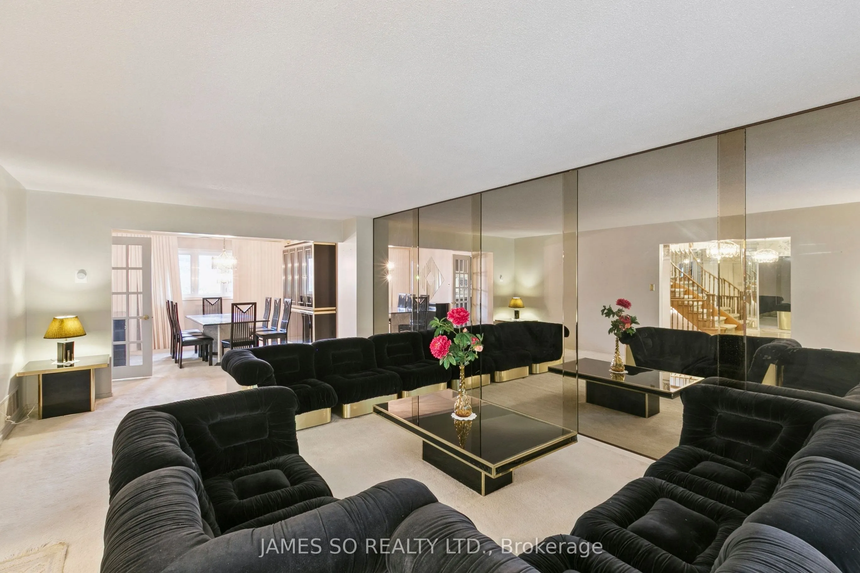 270 Huntsmill Boulevard