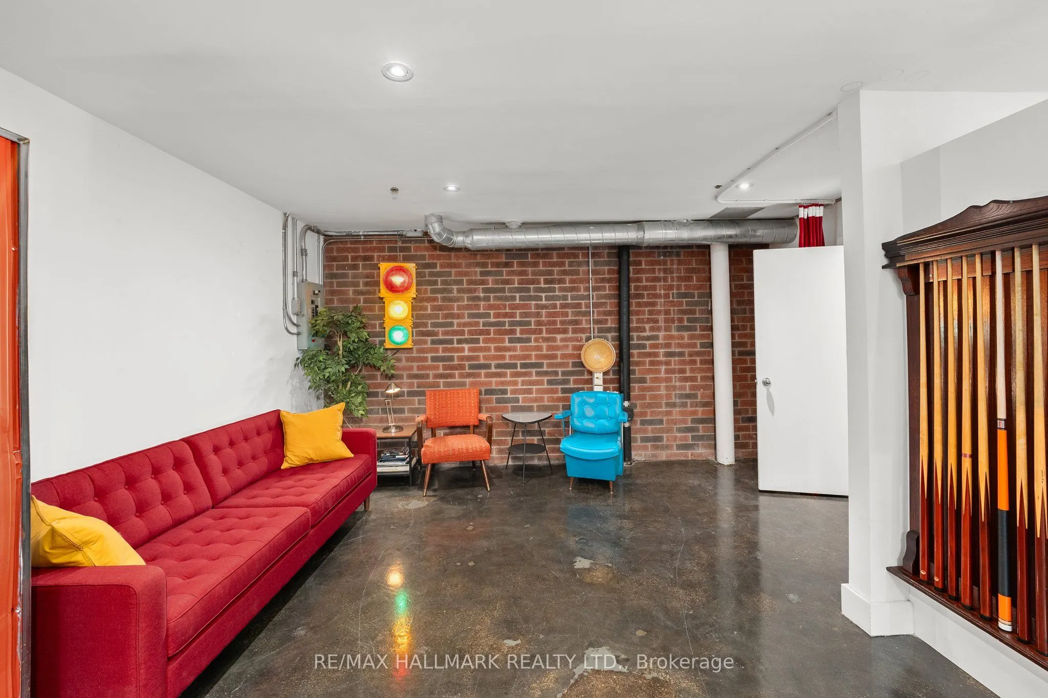 1159 Dundas Street E, #156