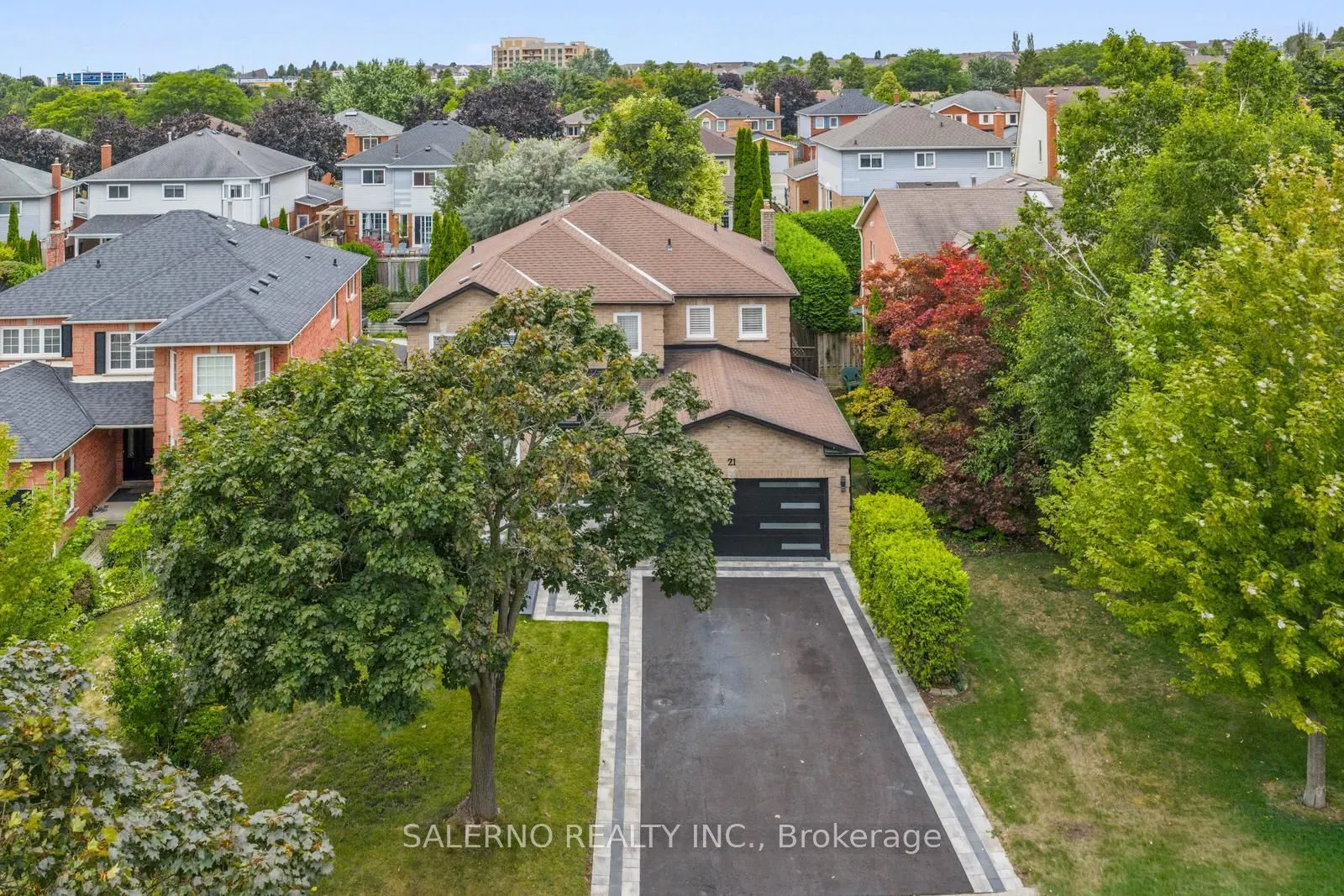 21 Bentonwood Crescent