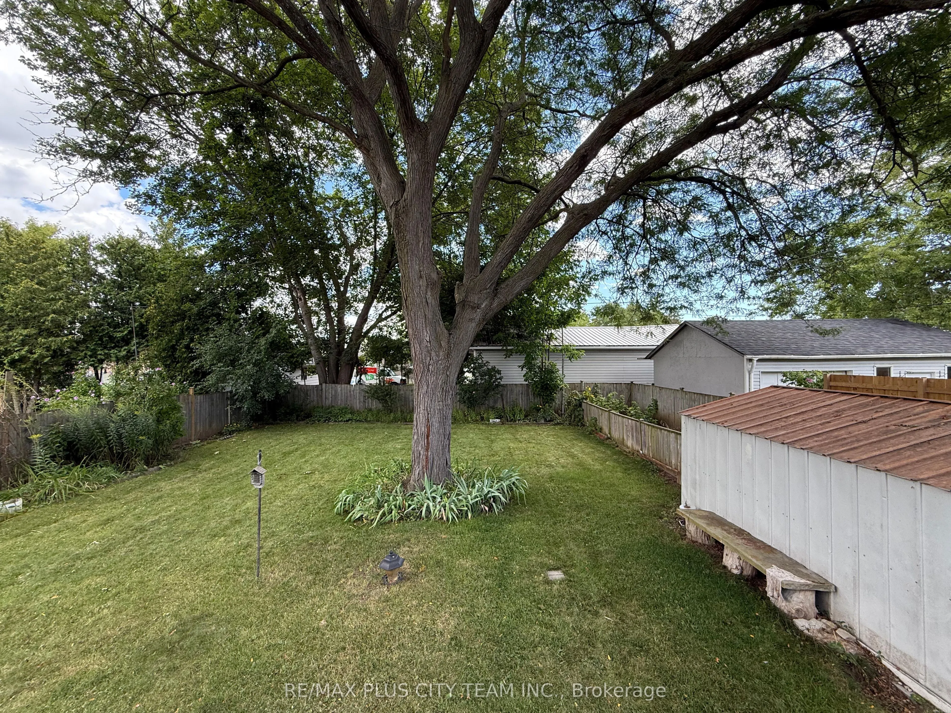 33 Windsor Drive