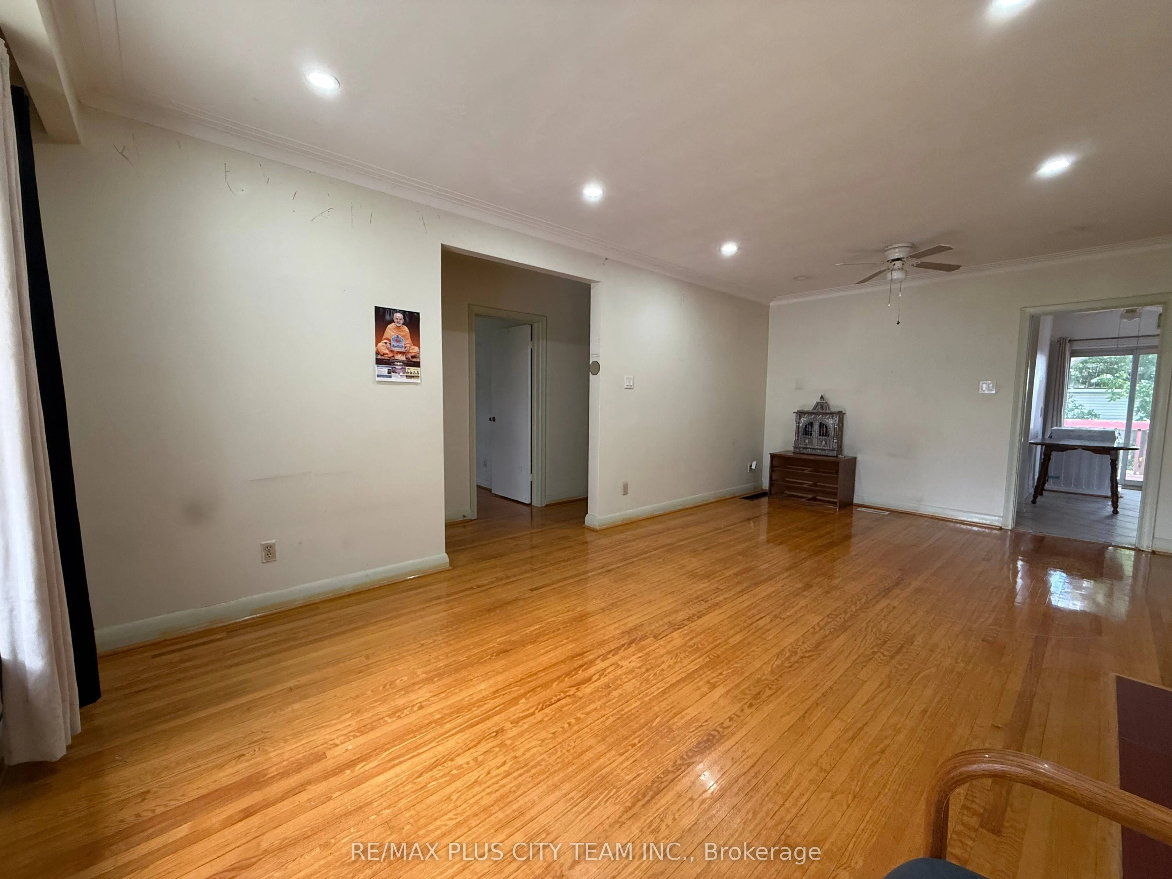 33 Windsor Drive
