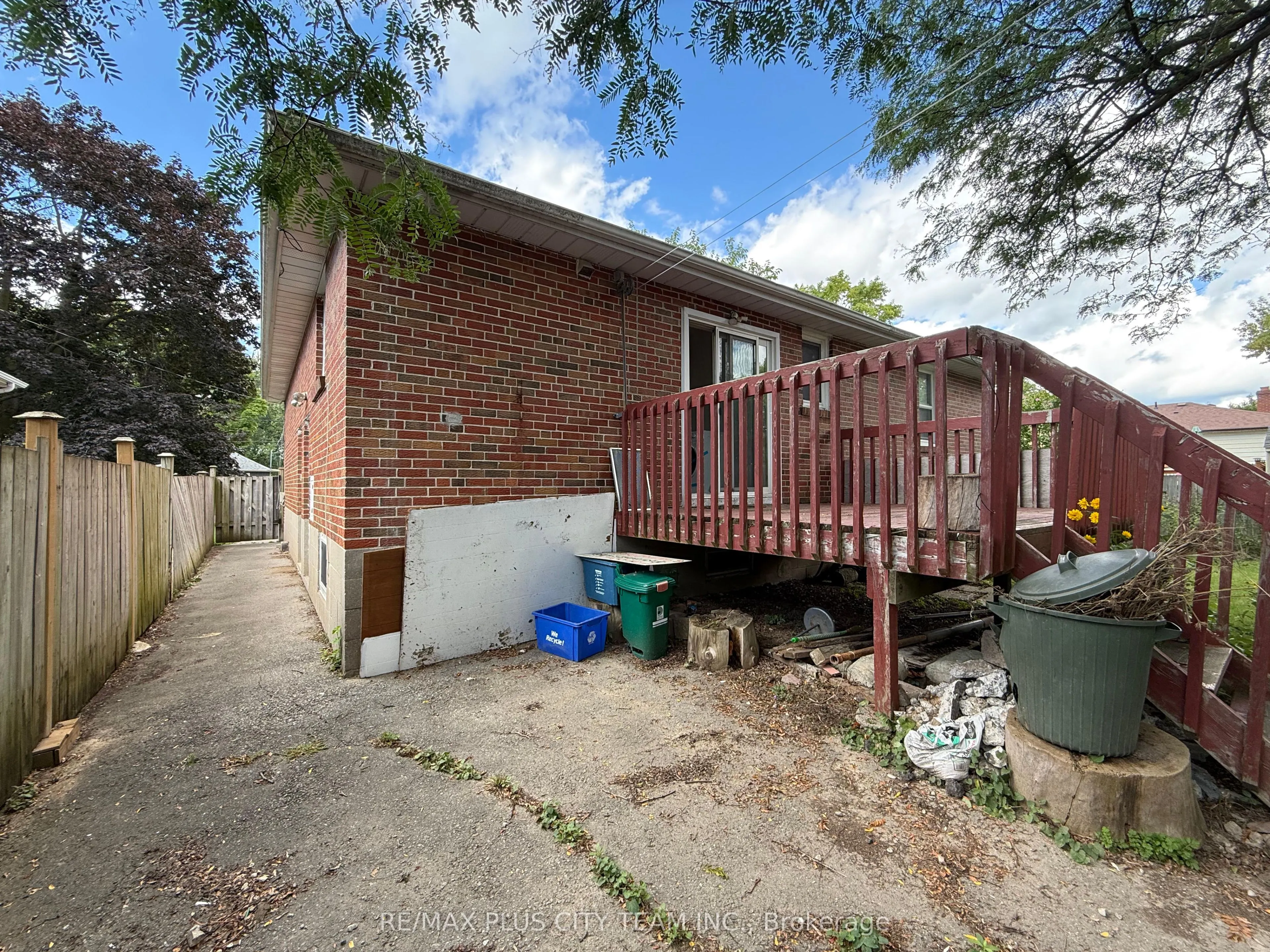 33 Windsor Drive