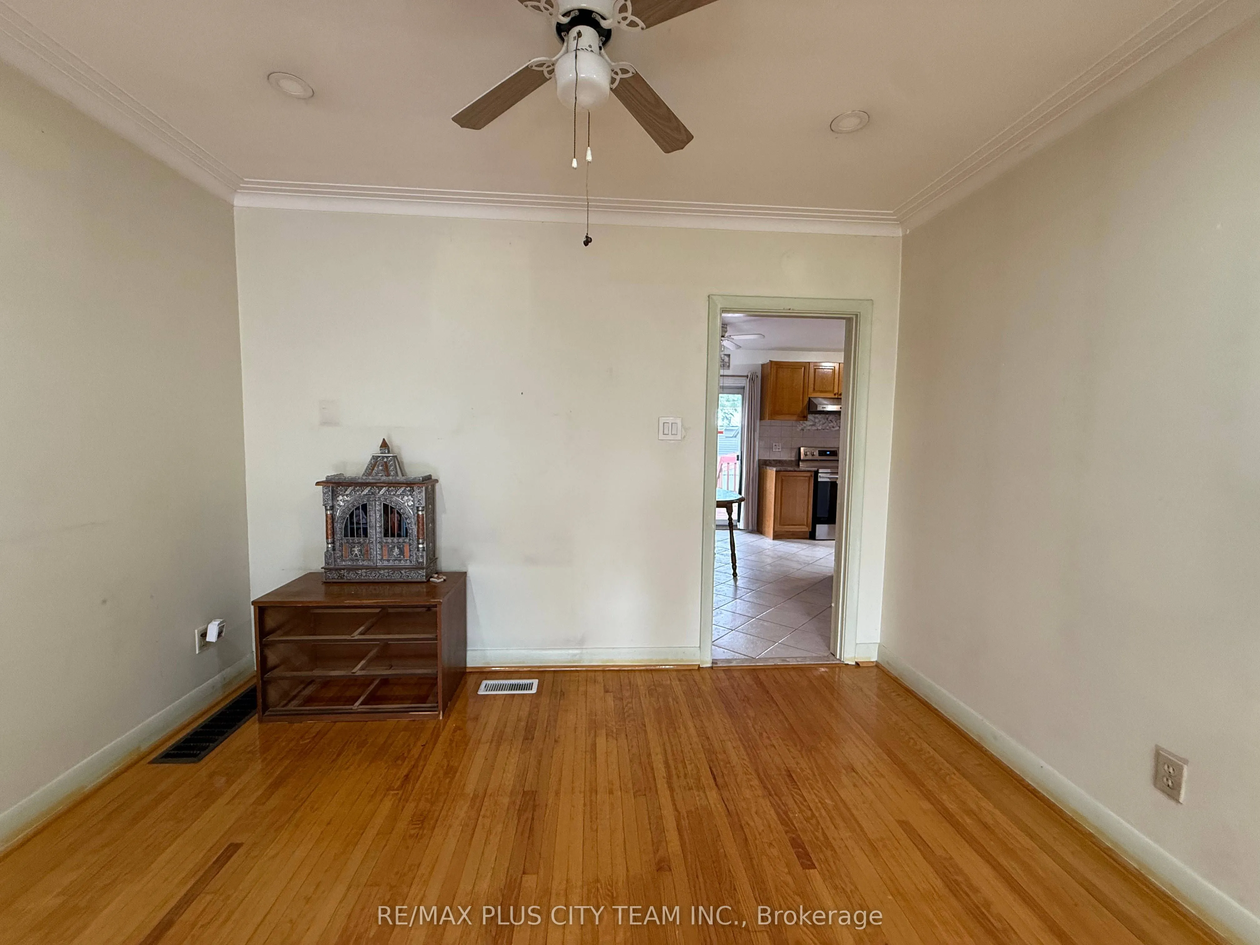 33 Windsor Drive