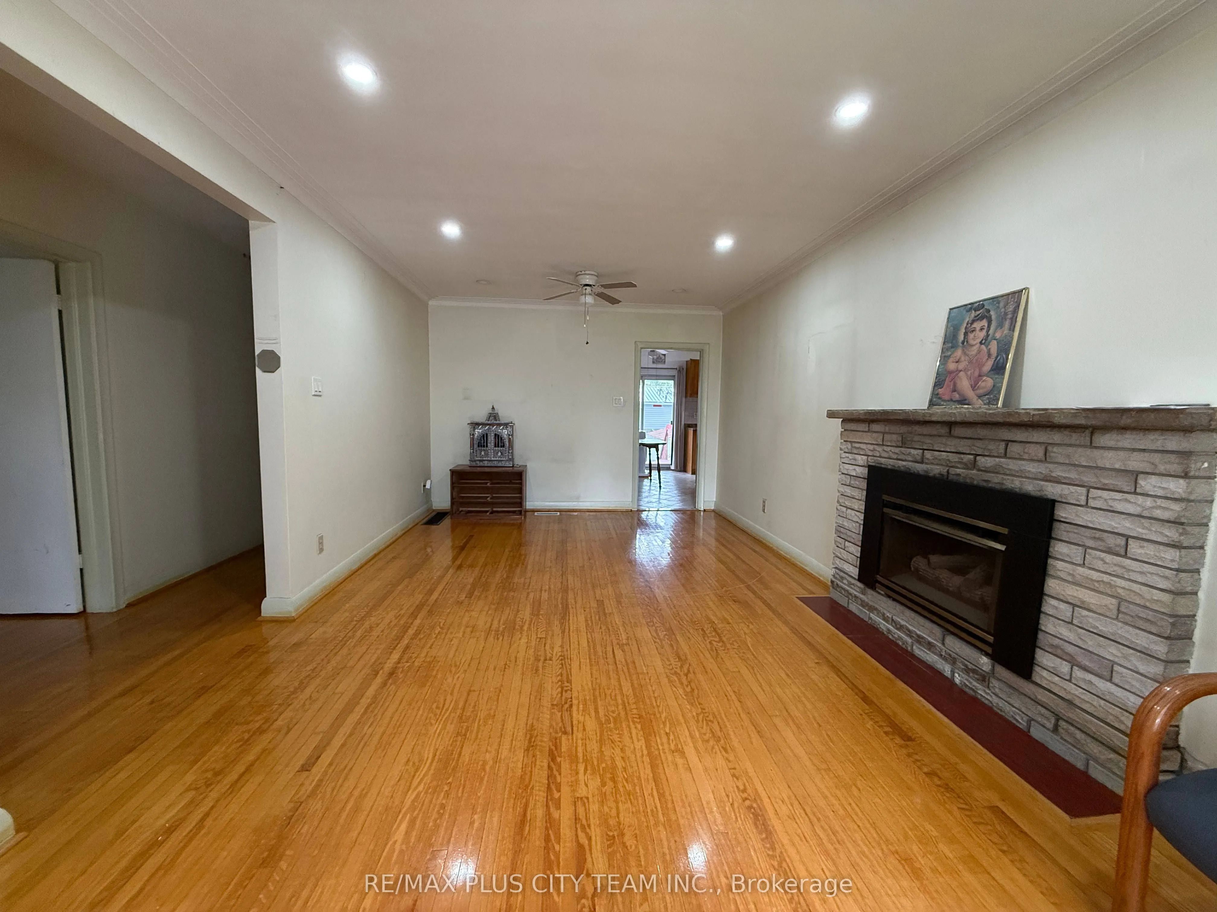 33 Windsor Drive