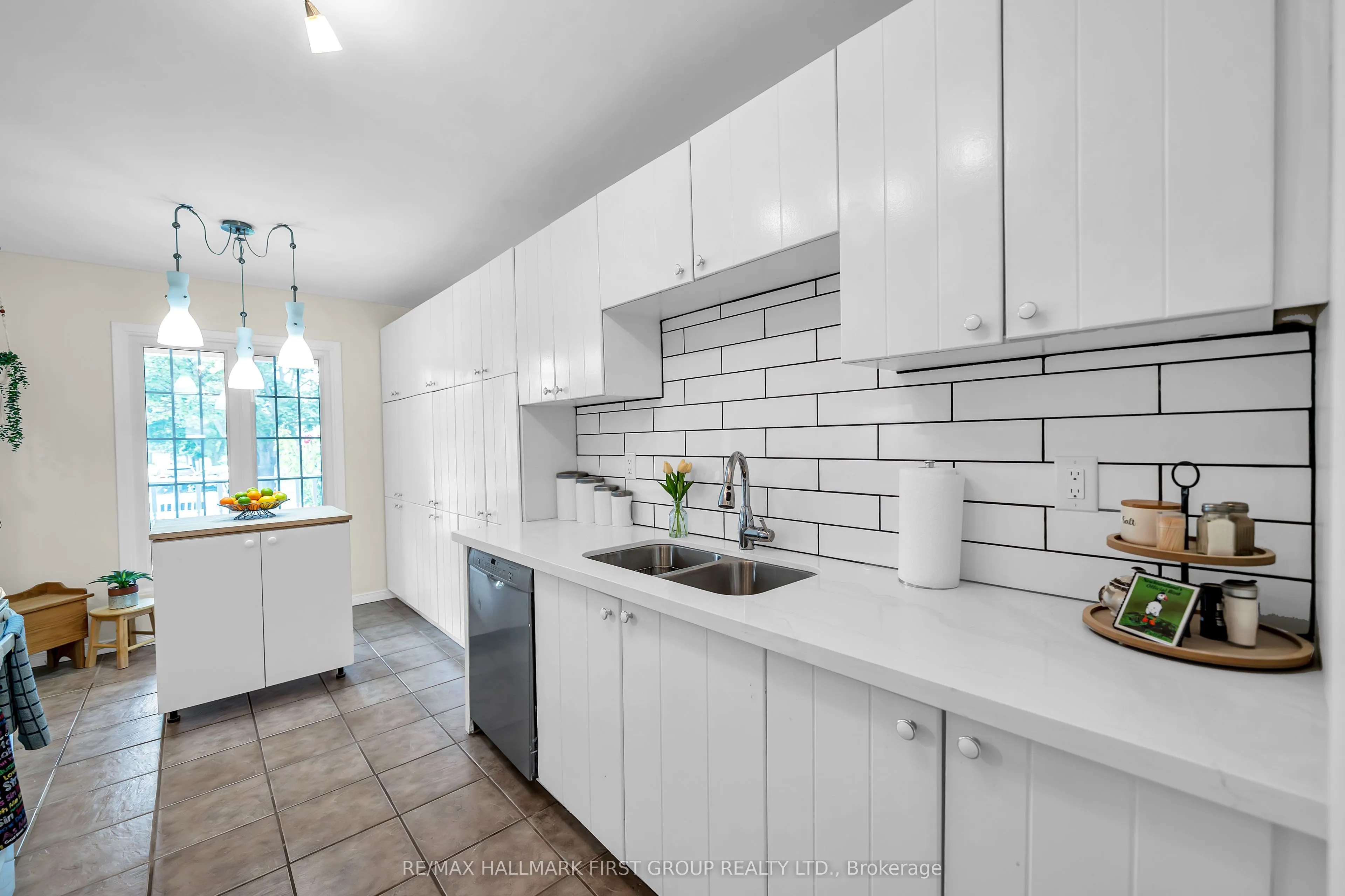 1138 Tanzer Court