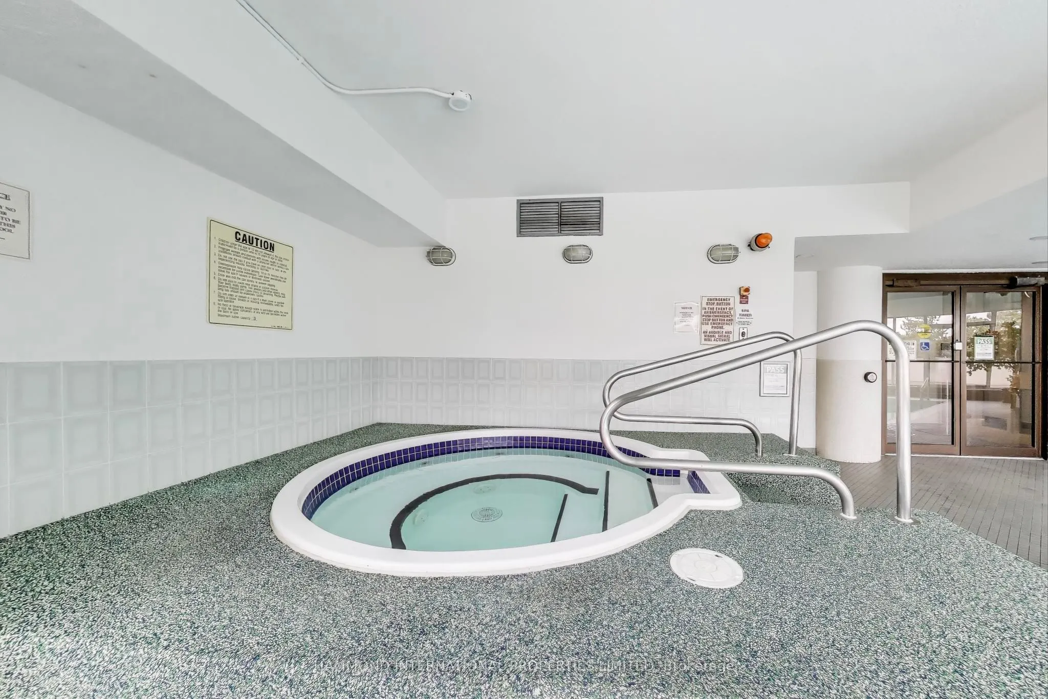 10 Dean Park Road, #416