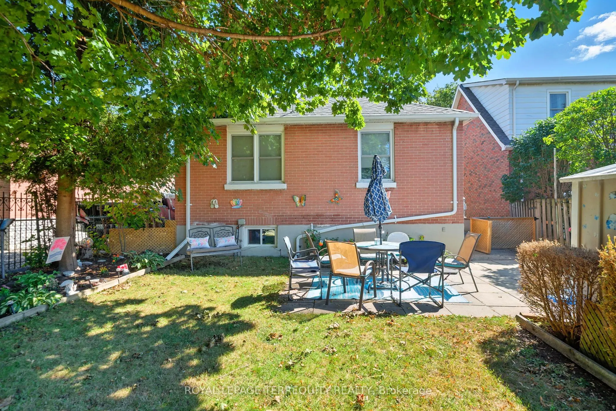 254 Cadillac Avenue S