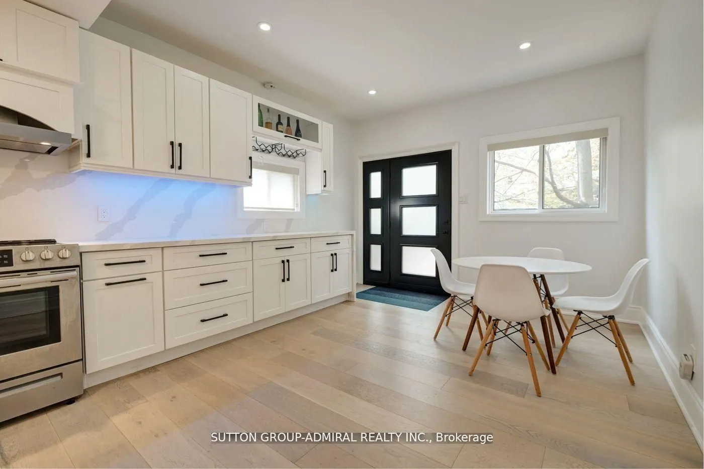 70 Carlaw Avenue, #Main & 2nd