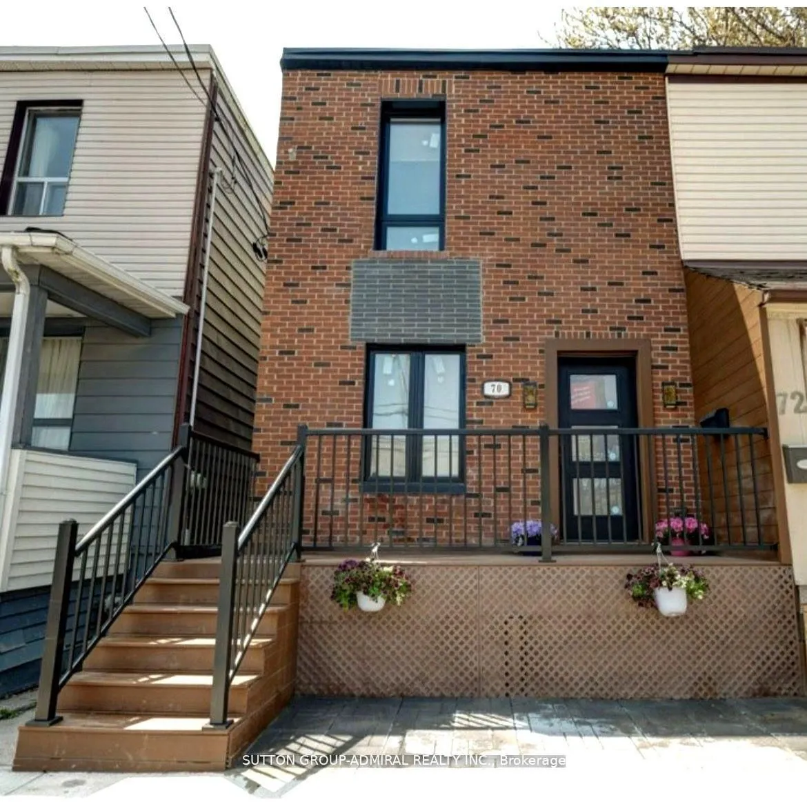 70 Carlaw Avenue, #Main & 2nd