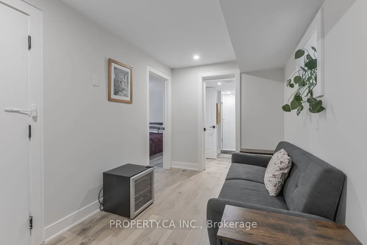 55 Glenshaw Crescent, #Basement