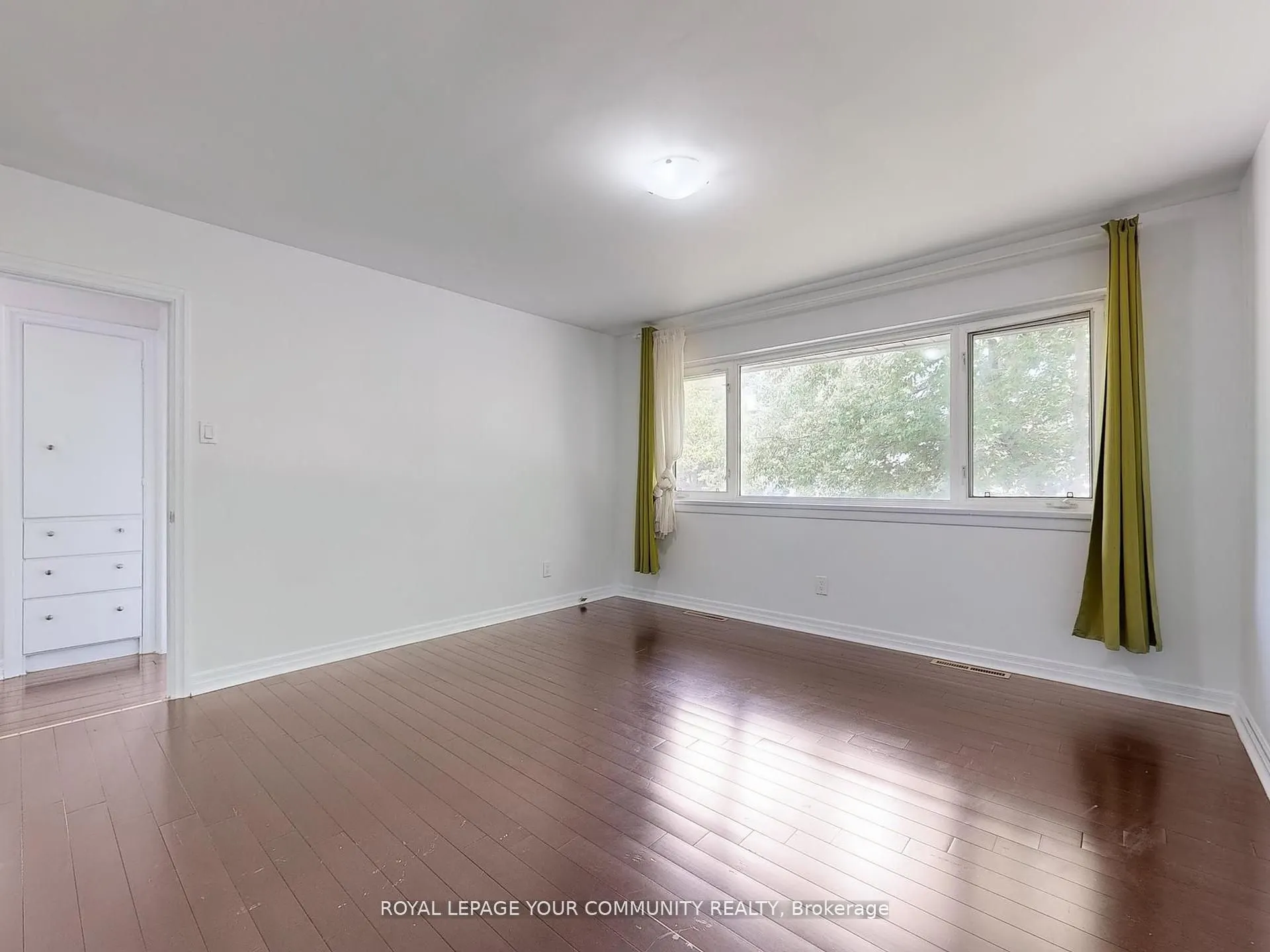 17 Dobbin Road, #main