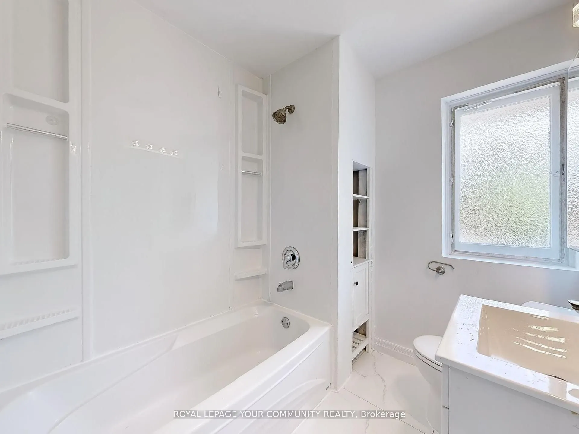 17 Dobbin Road, #main