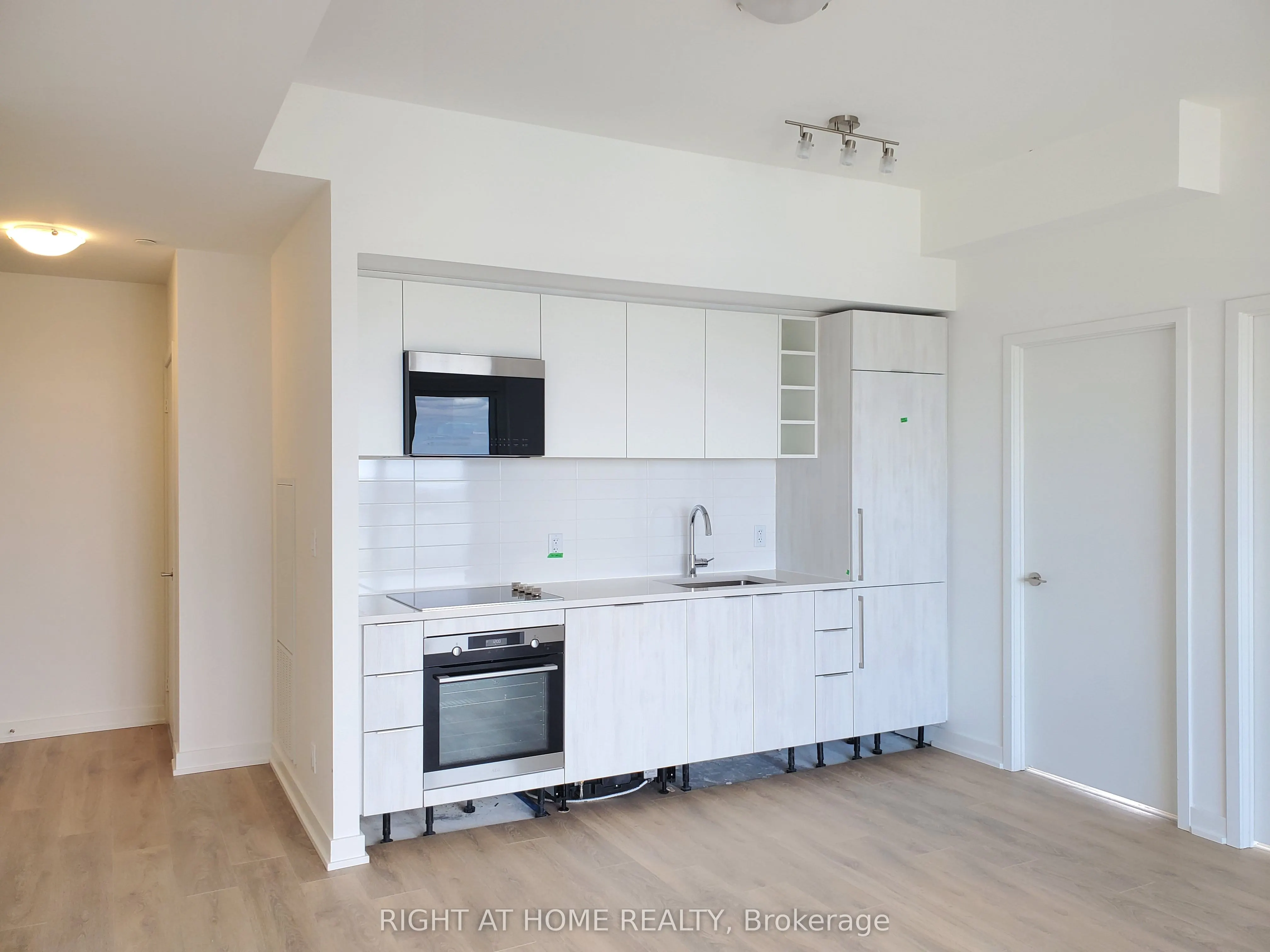2031 Kennedy Road, #2917