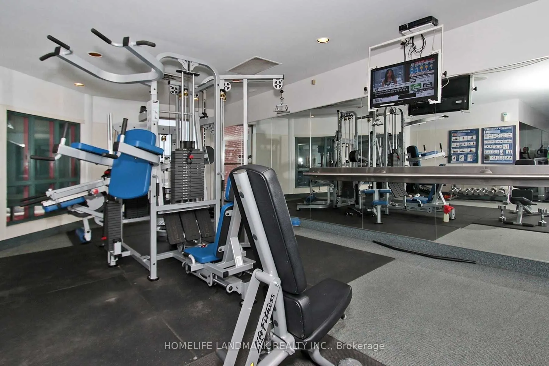 2460 Eglinton Avenue E, #901