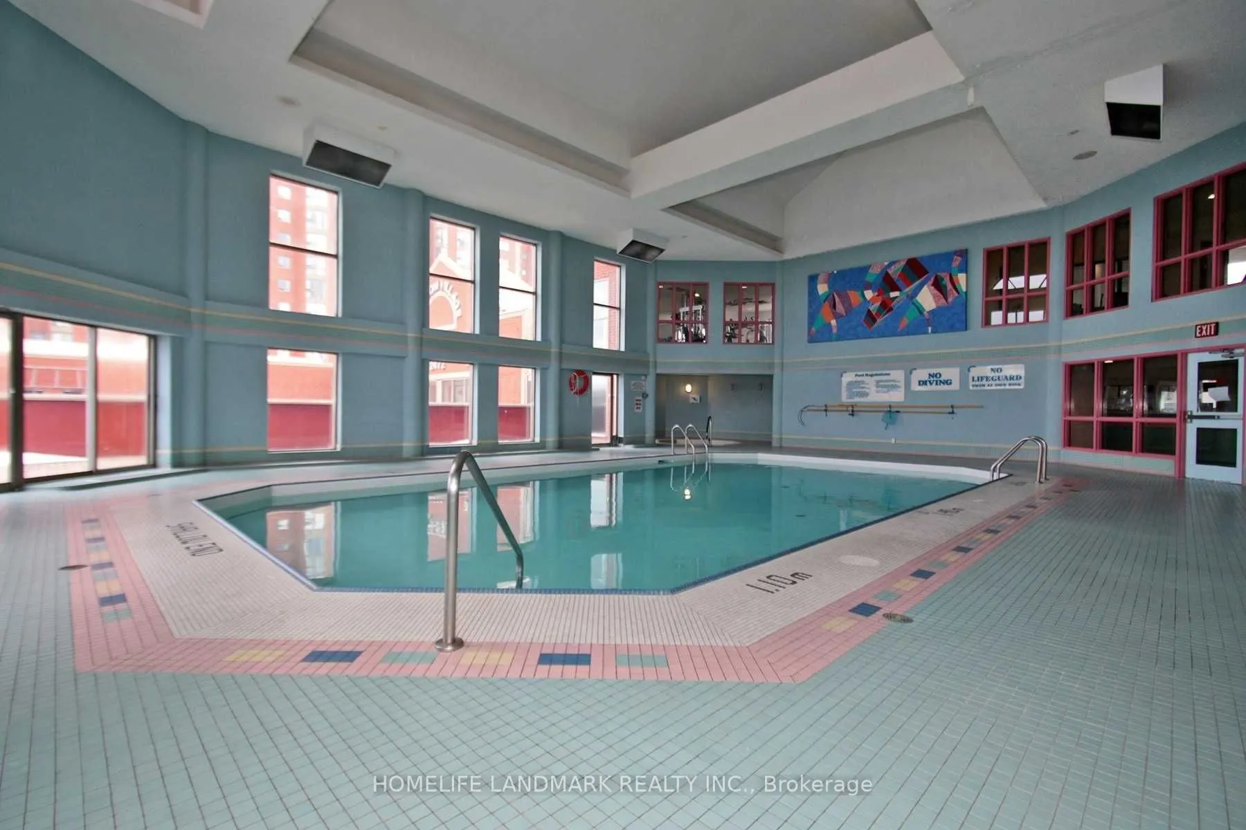 2460 Eglinton Avenue E, #901