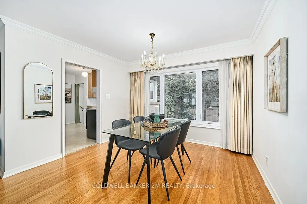 41 Roosevelt Avenue