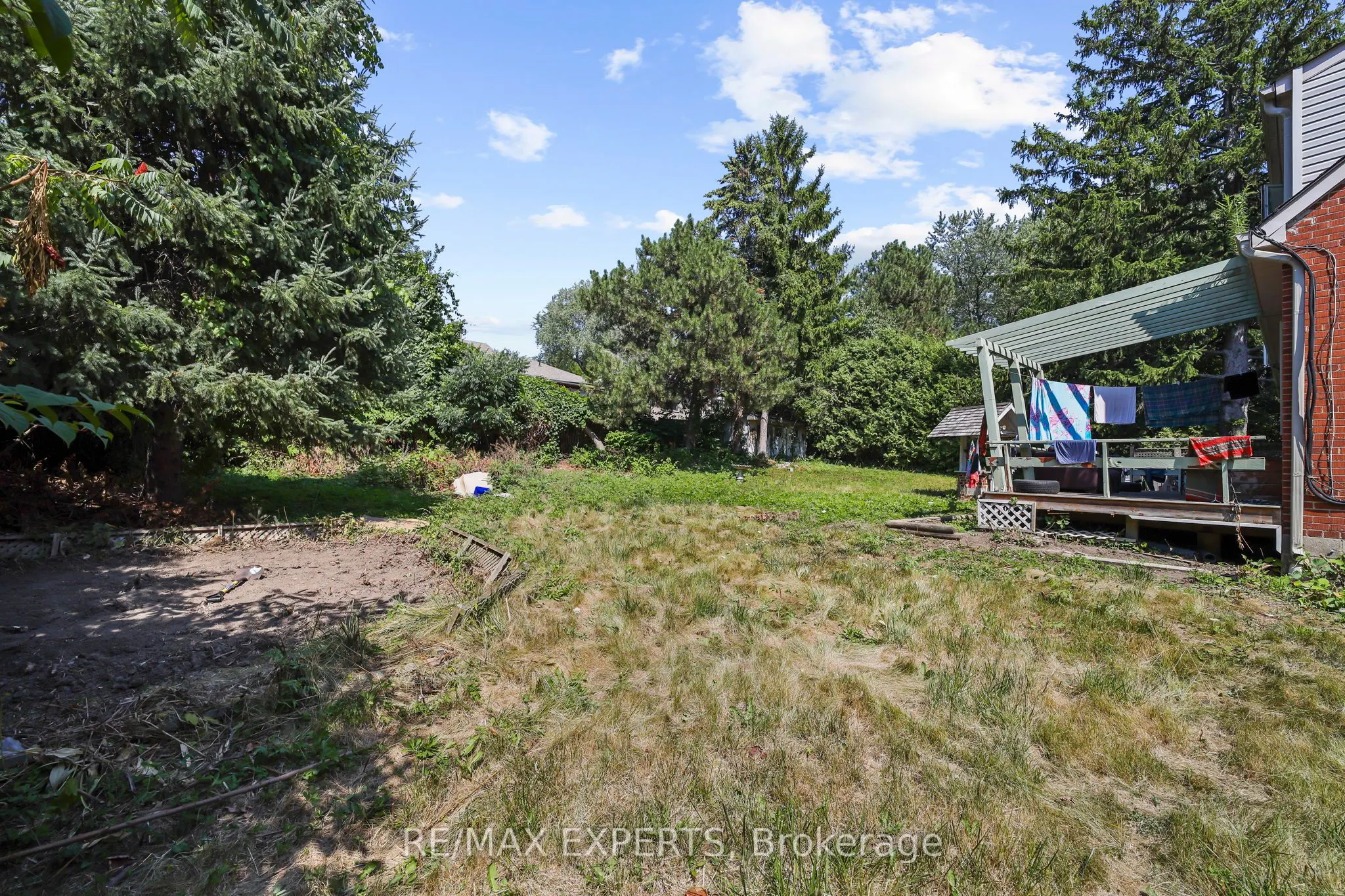 16 Bellehaven Crescent