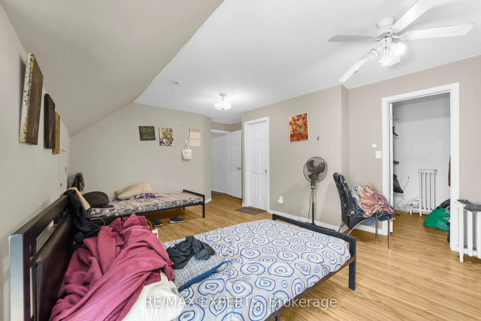 16 Bellehaven Crescent