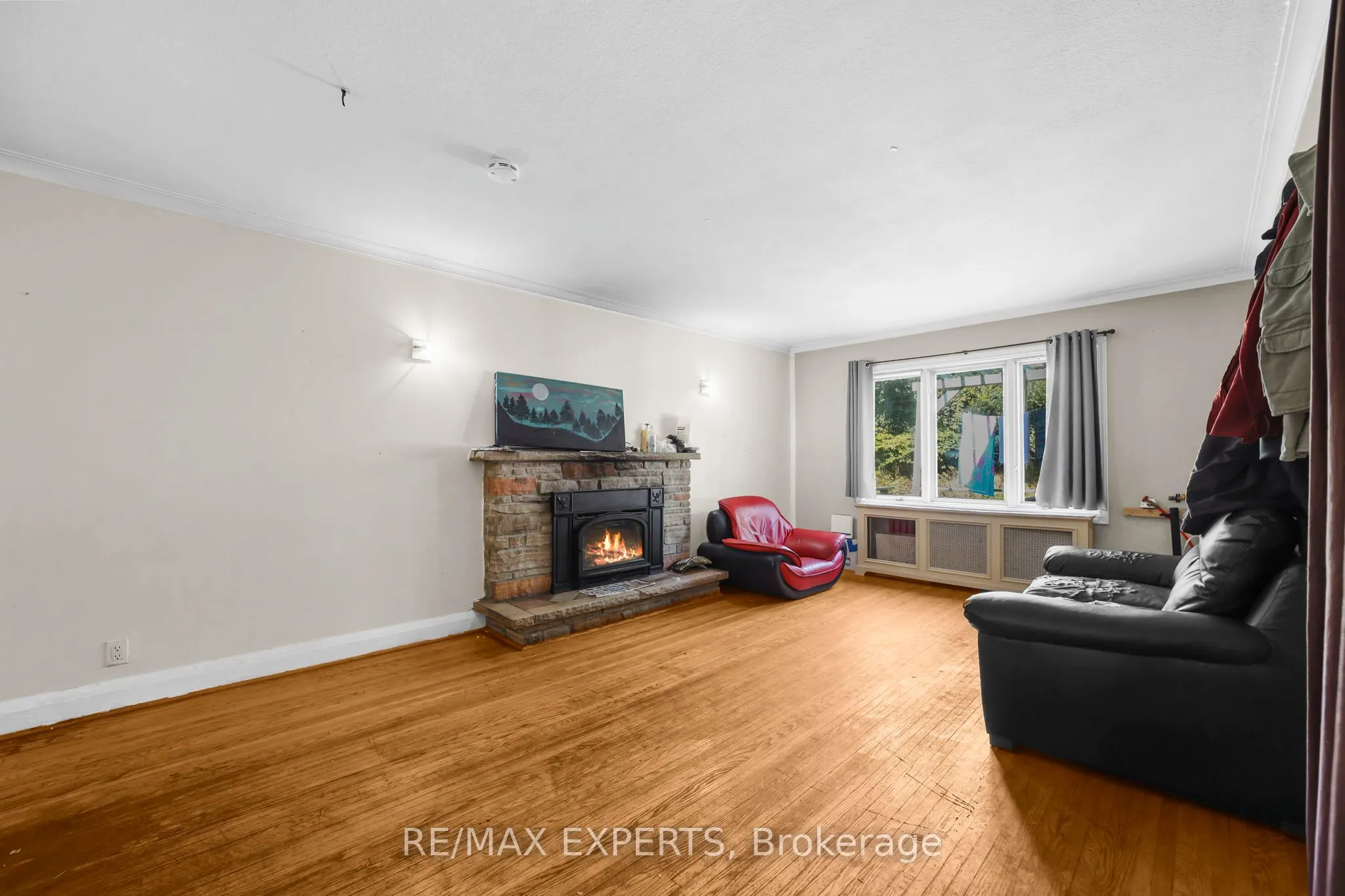 16 Bellehaven Crescent