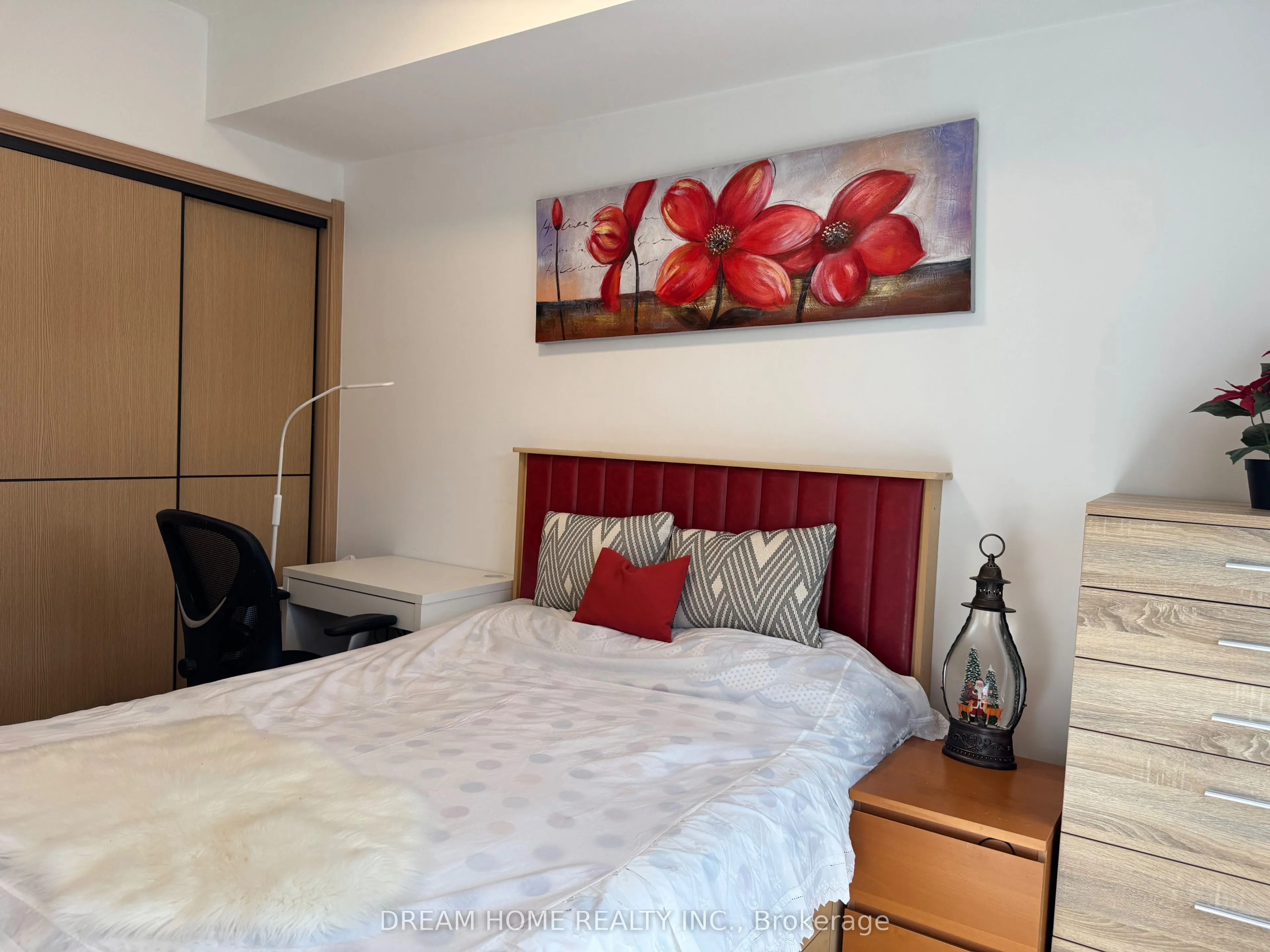 3425 Sheppard Avenue E, #205